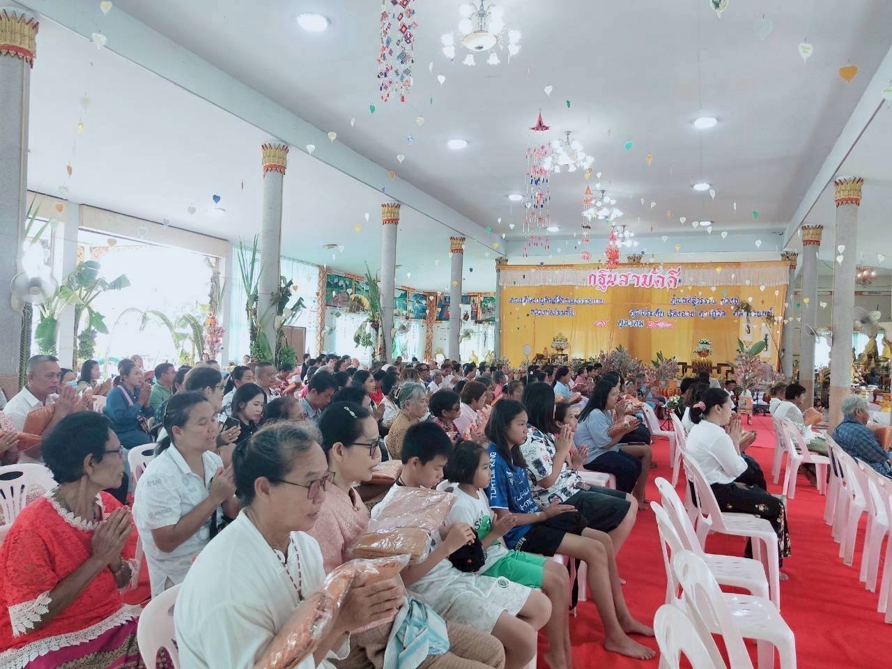 ภาพร่วมพิธีกรรมวัดไพรจิตรสามัคคีธรรม