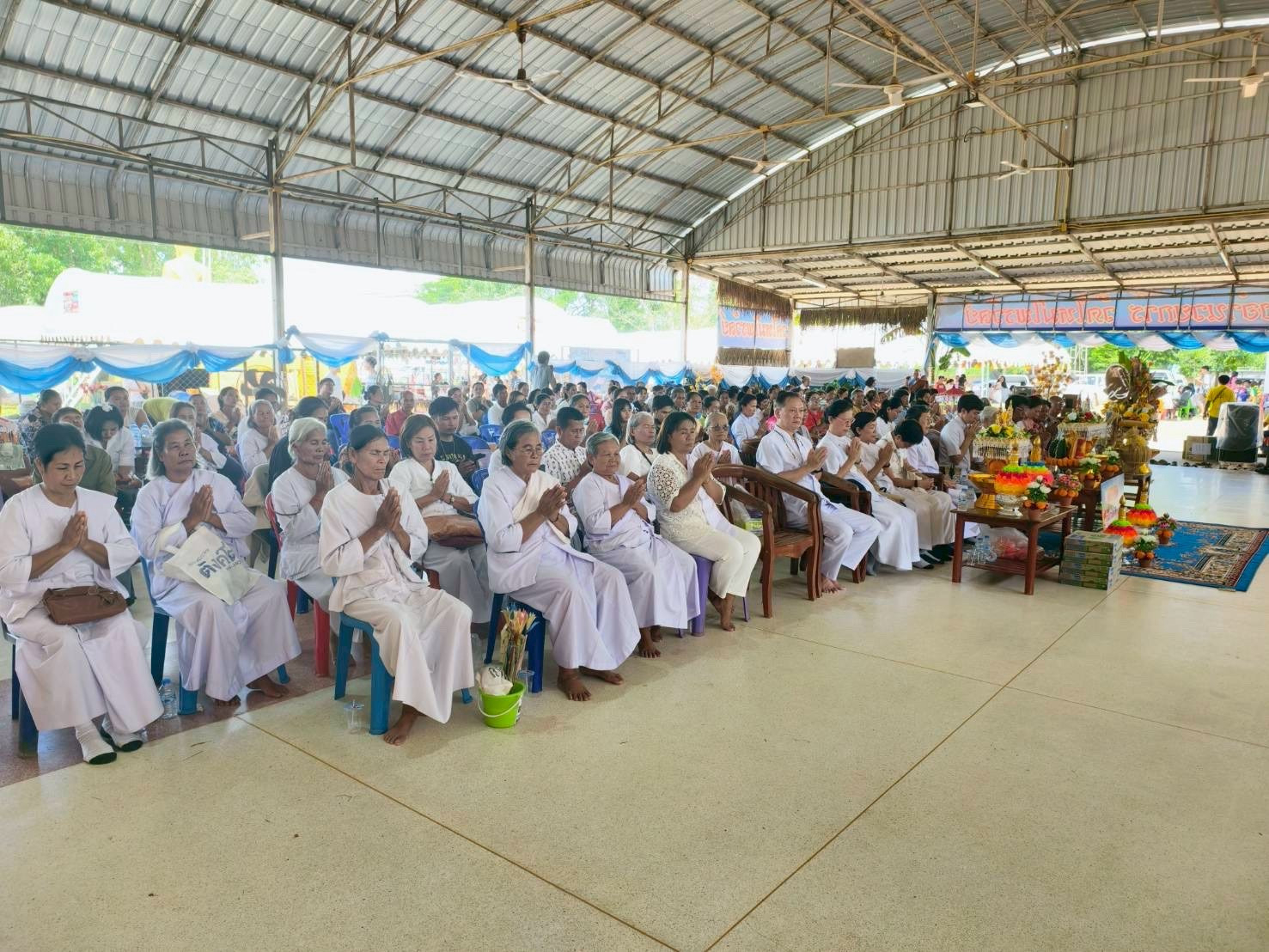ภาพร่วมพิธีกรรมวัดใหม่ไพรวัลย์
