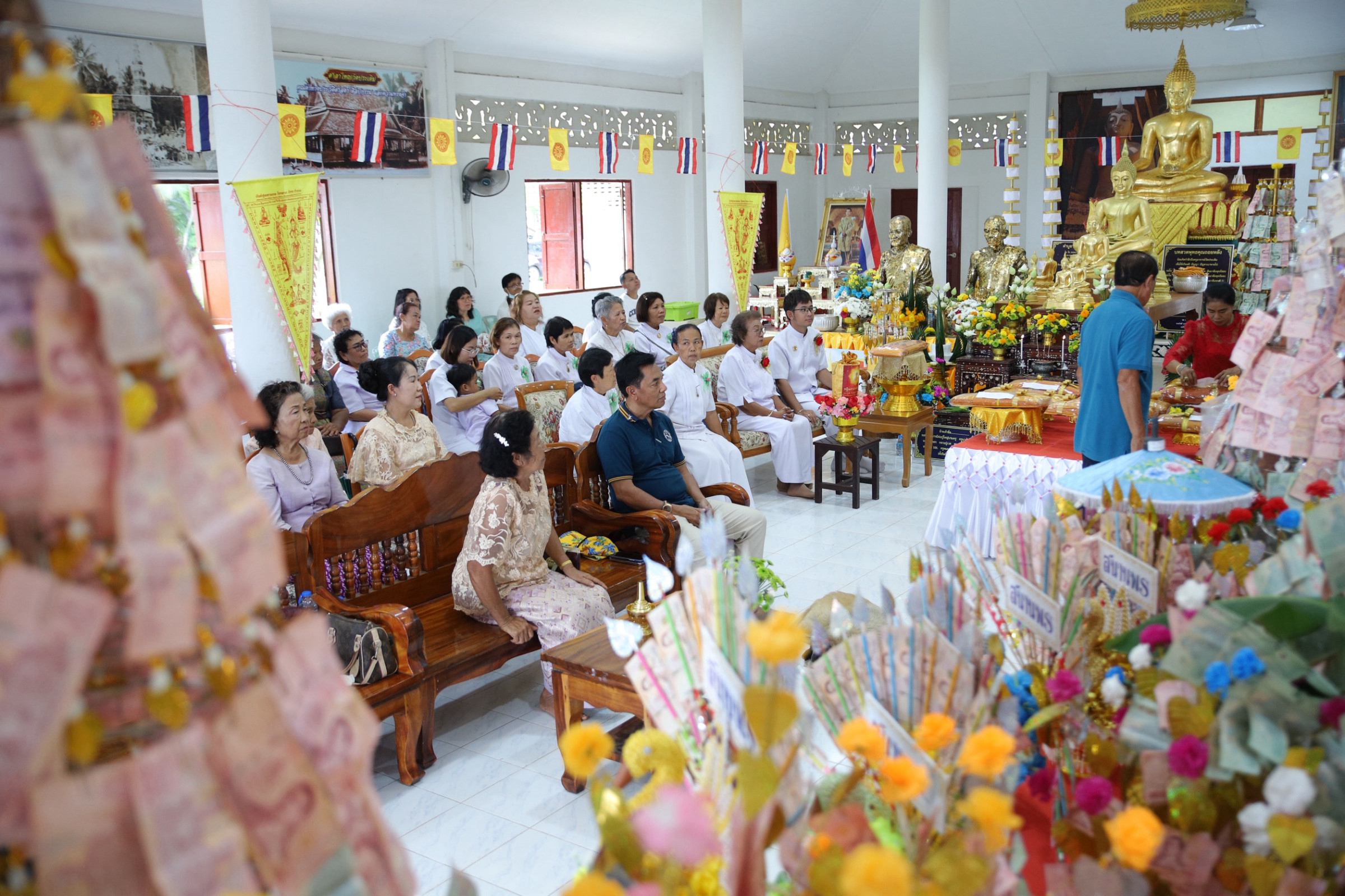 ภาพร่วมพิธีกรรมวัดประเดิม