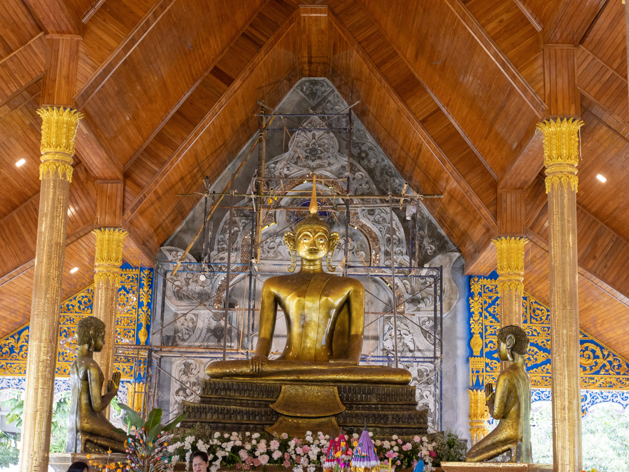 ภาพร่วมพิธีกรรมวัดยางฆ้อ