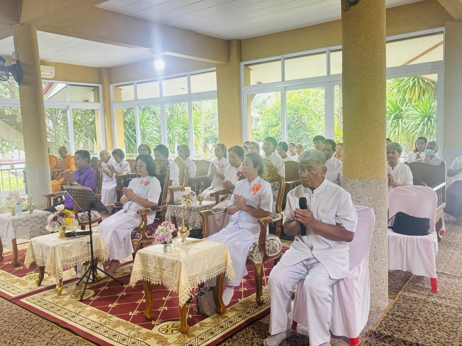 ภาพร่วมพิธีกรรมวัดสุวรรณธาราราม