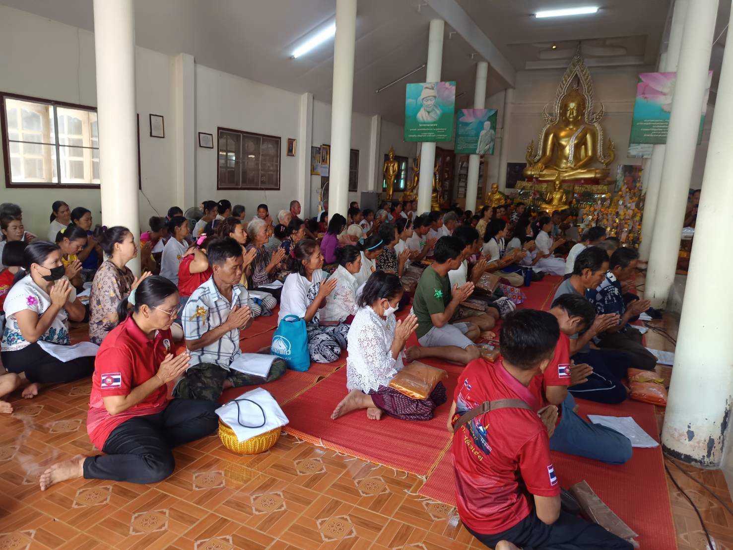 ภาพร่วมพิธีกรรมที่พักสงฆ์พันวาล5