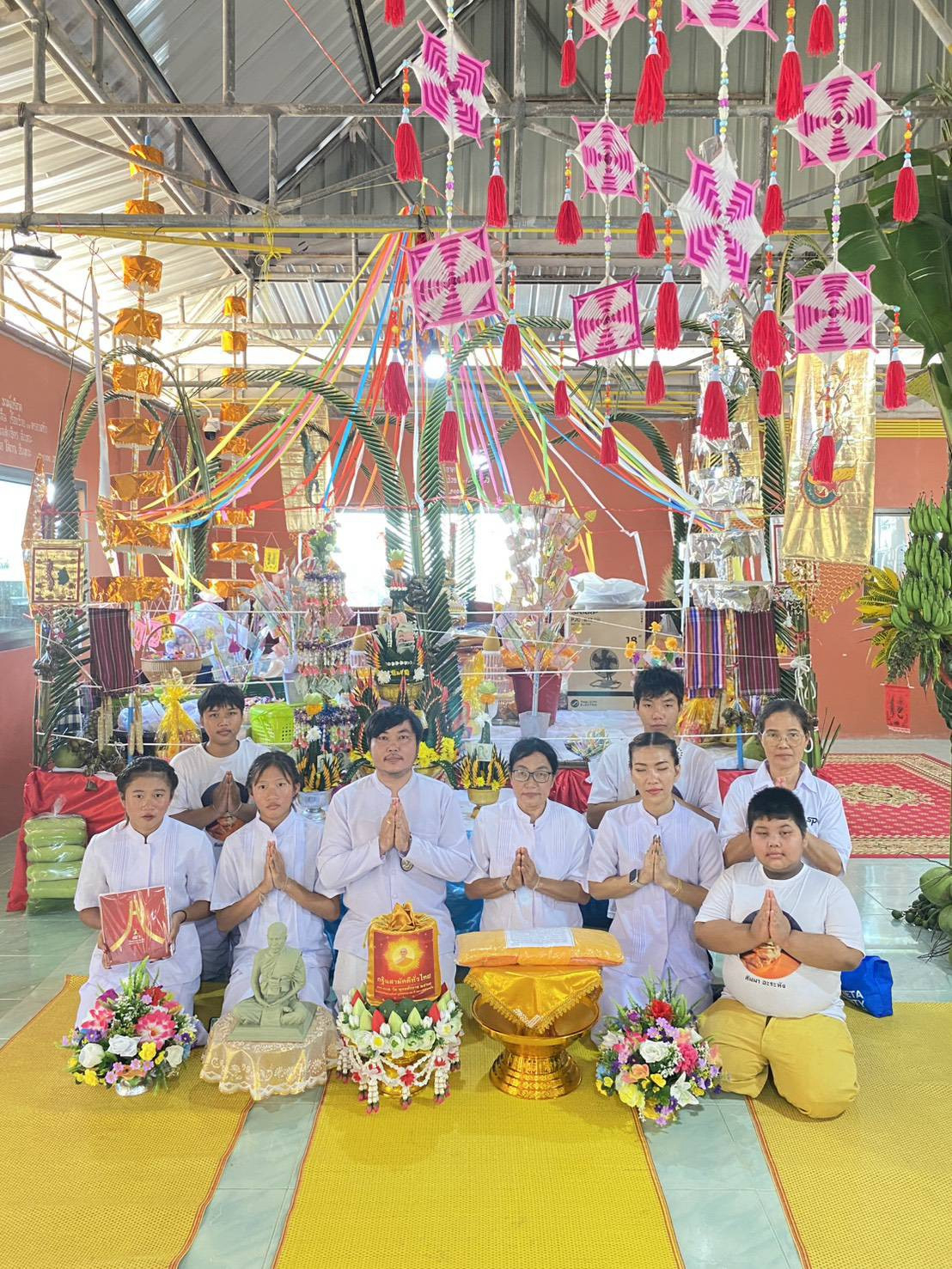 ภาพร่วมพิธีกรรมที่พักสงฆ์สวนป่าสามัคคีธรรม