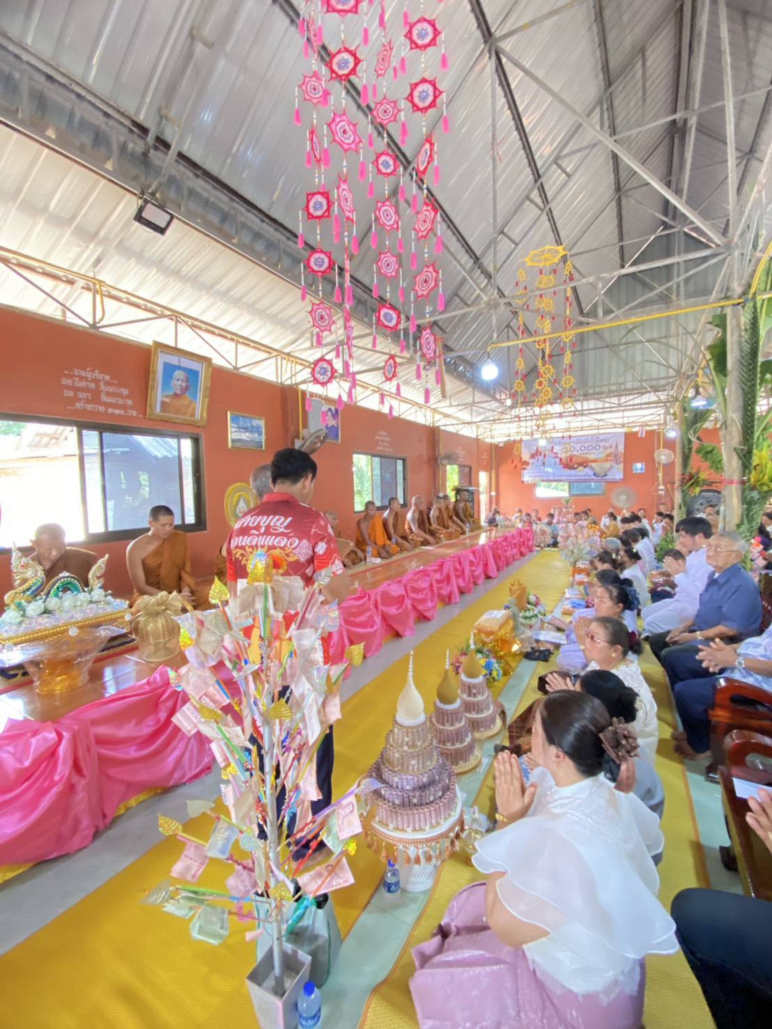 ภาพร่วมพิธีกรรมที่พักสงฆ์สวนป่าสามัคคีธรรม