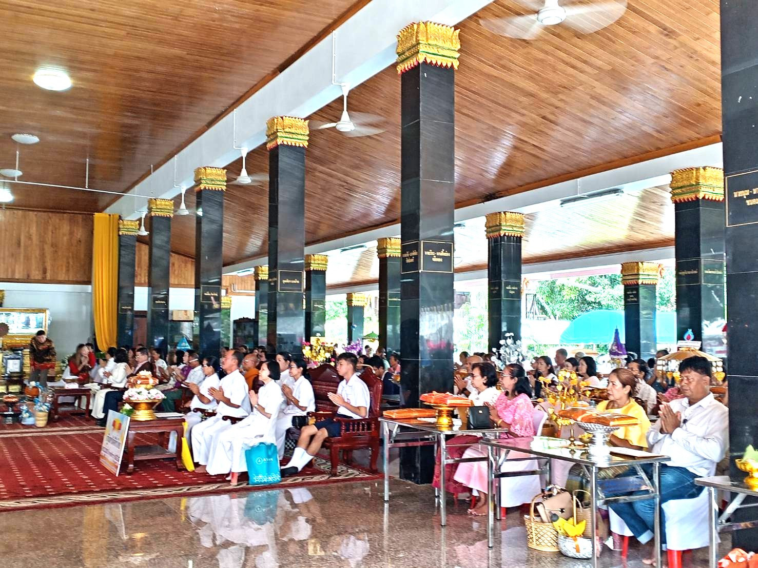 ภาพร่วมพิธีกรรมวัดกระดังงา