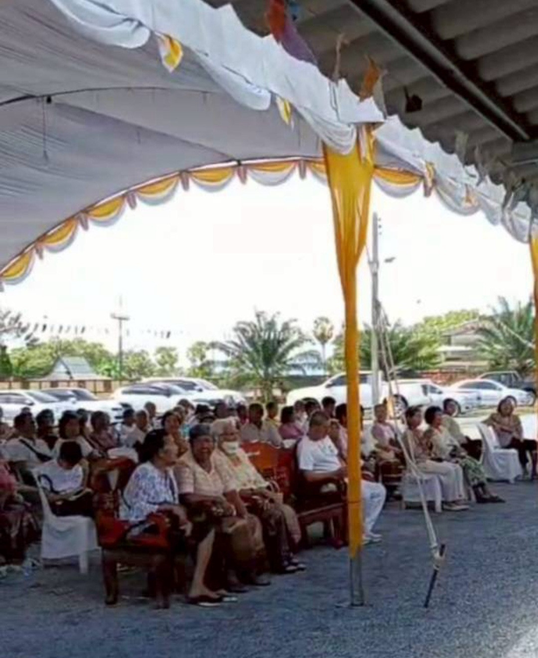 ภาพร่วมพิธีกรรมวัดโบสถ์