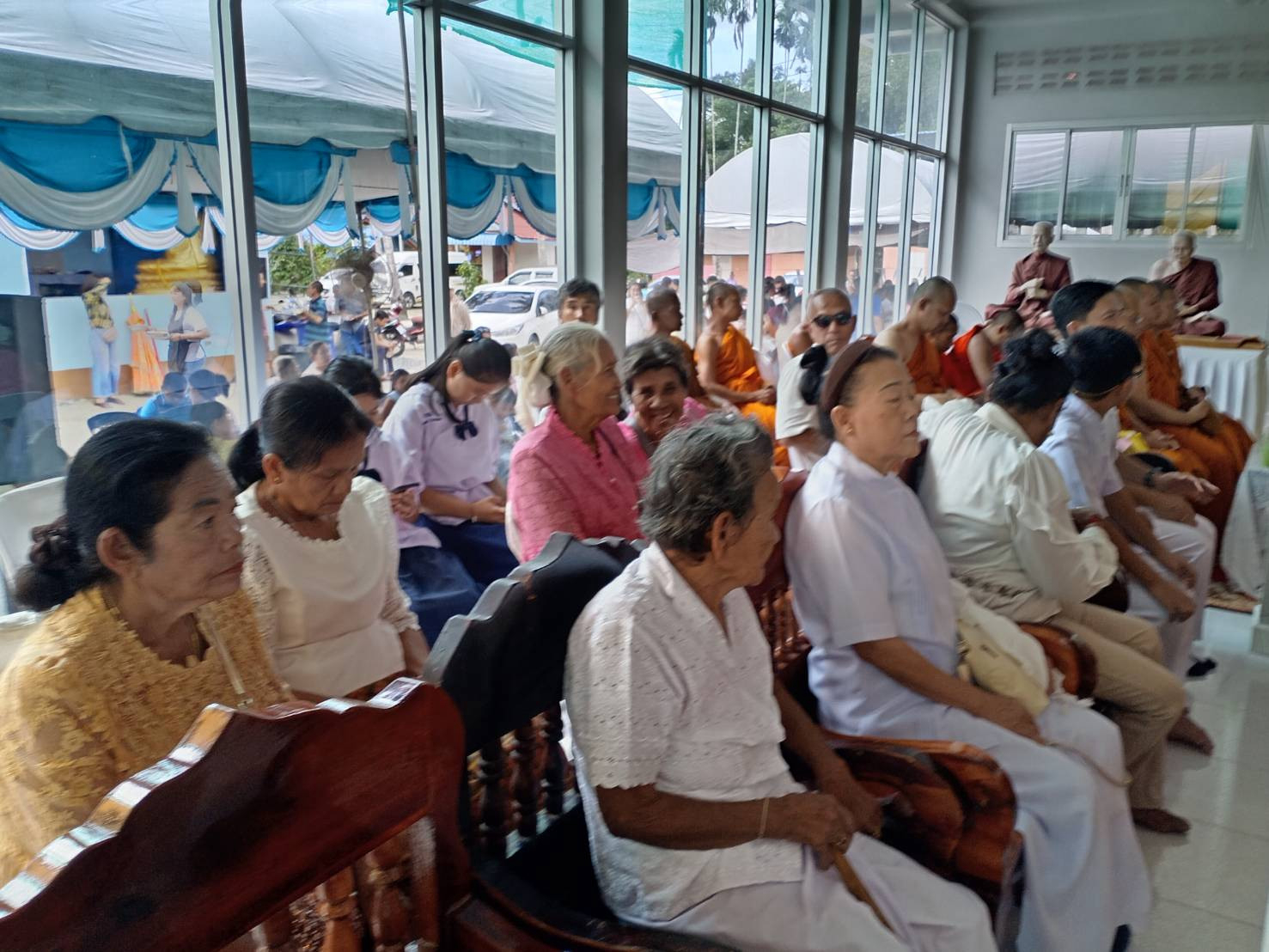 ภาพร่วมพิธีกรรมวัดประดู่นันธาราม