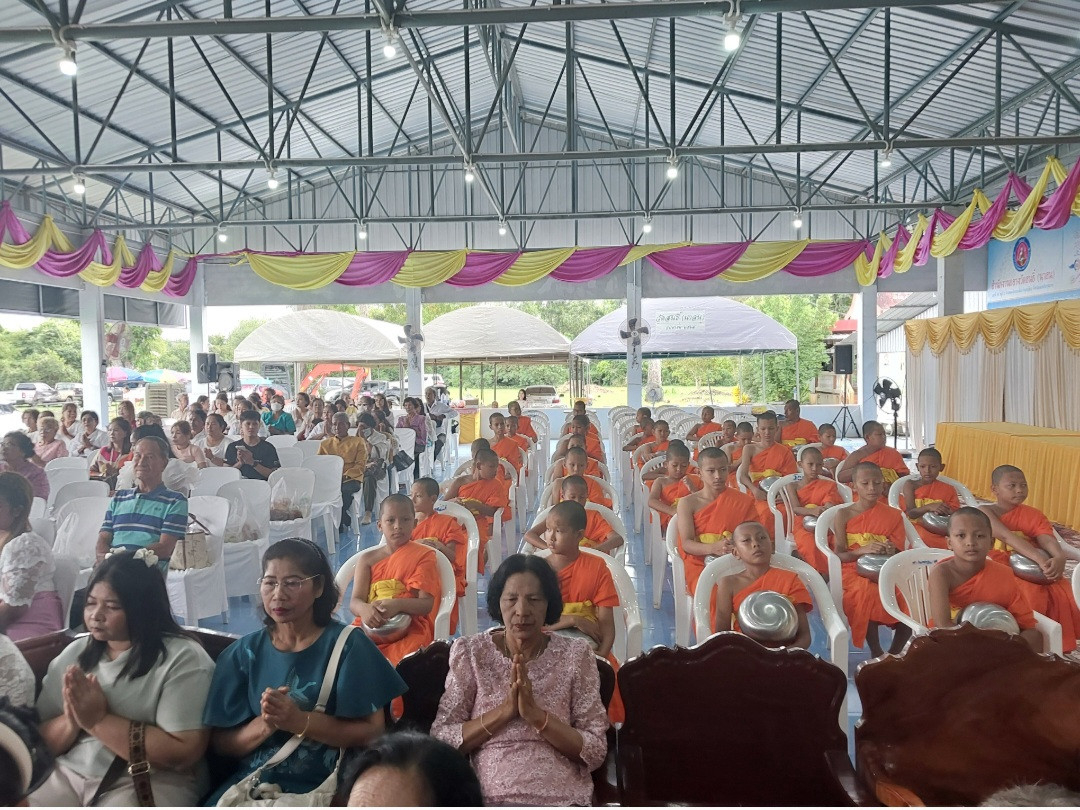 ภาพร่วมพิธีกรรมวัดสนธิ์