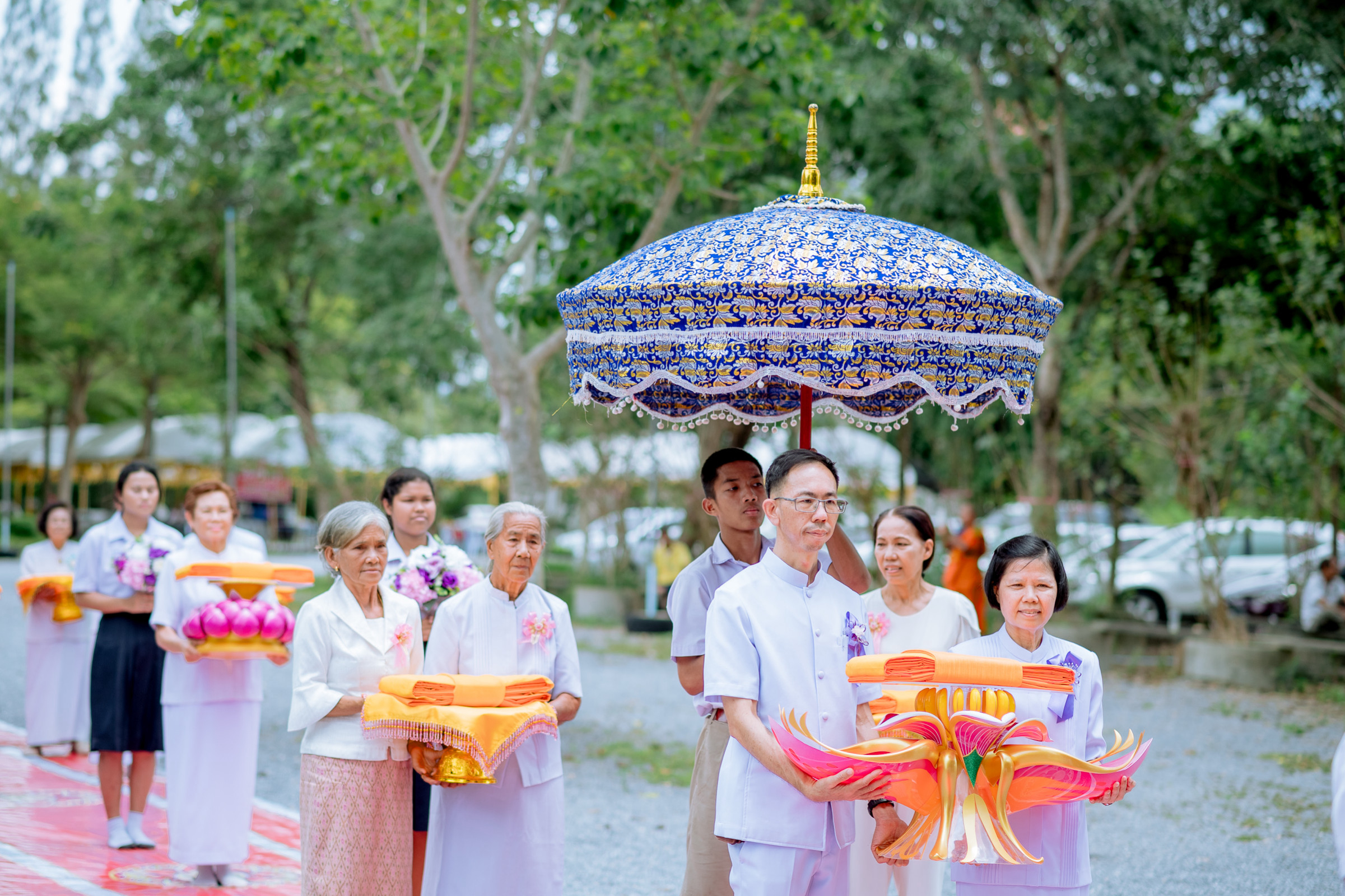 ภาพร่วมขบวนกฐินธุดงคสถานนครธรรม