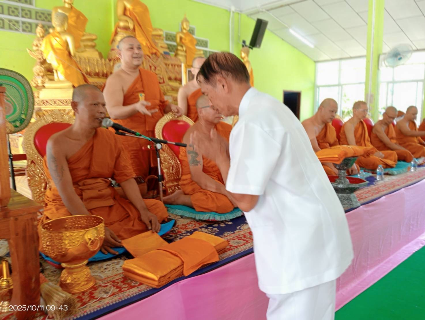 ภาพร่วมพิธีกรรมวัดราชา