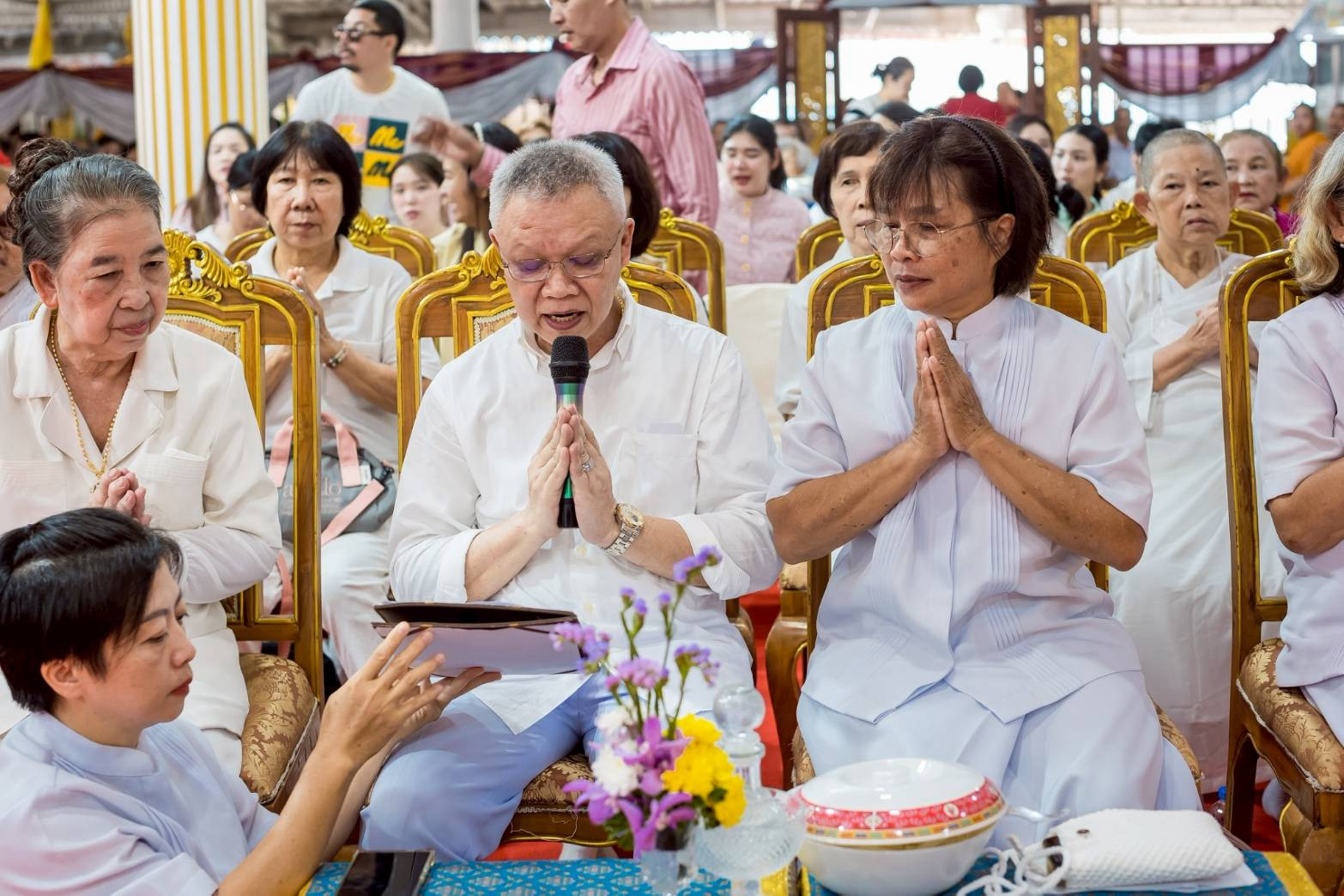 ภาพกล่าวคำถวายกฐินวัดกะทู้