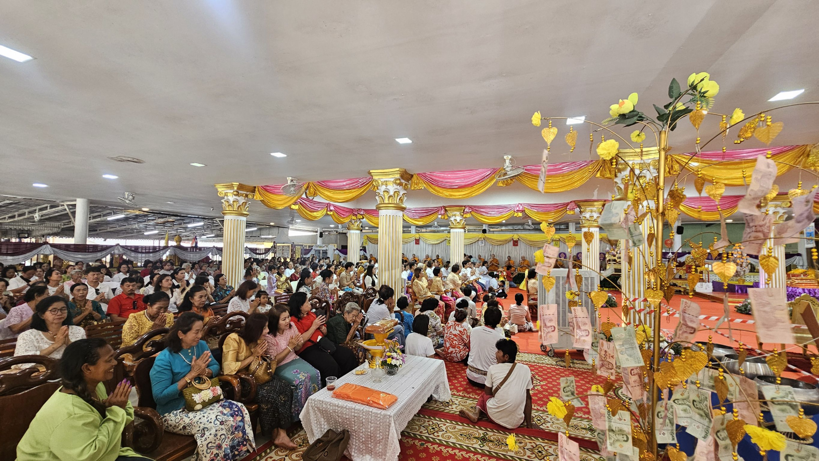 ภาพร่วมพิธีกรรมวัดกะทู้
