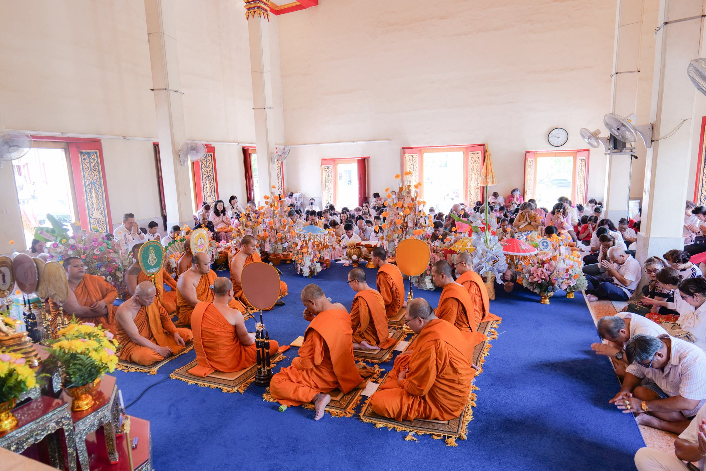 ภาพร่วมพิธีกรรมวัดไชยธาราราม