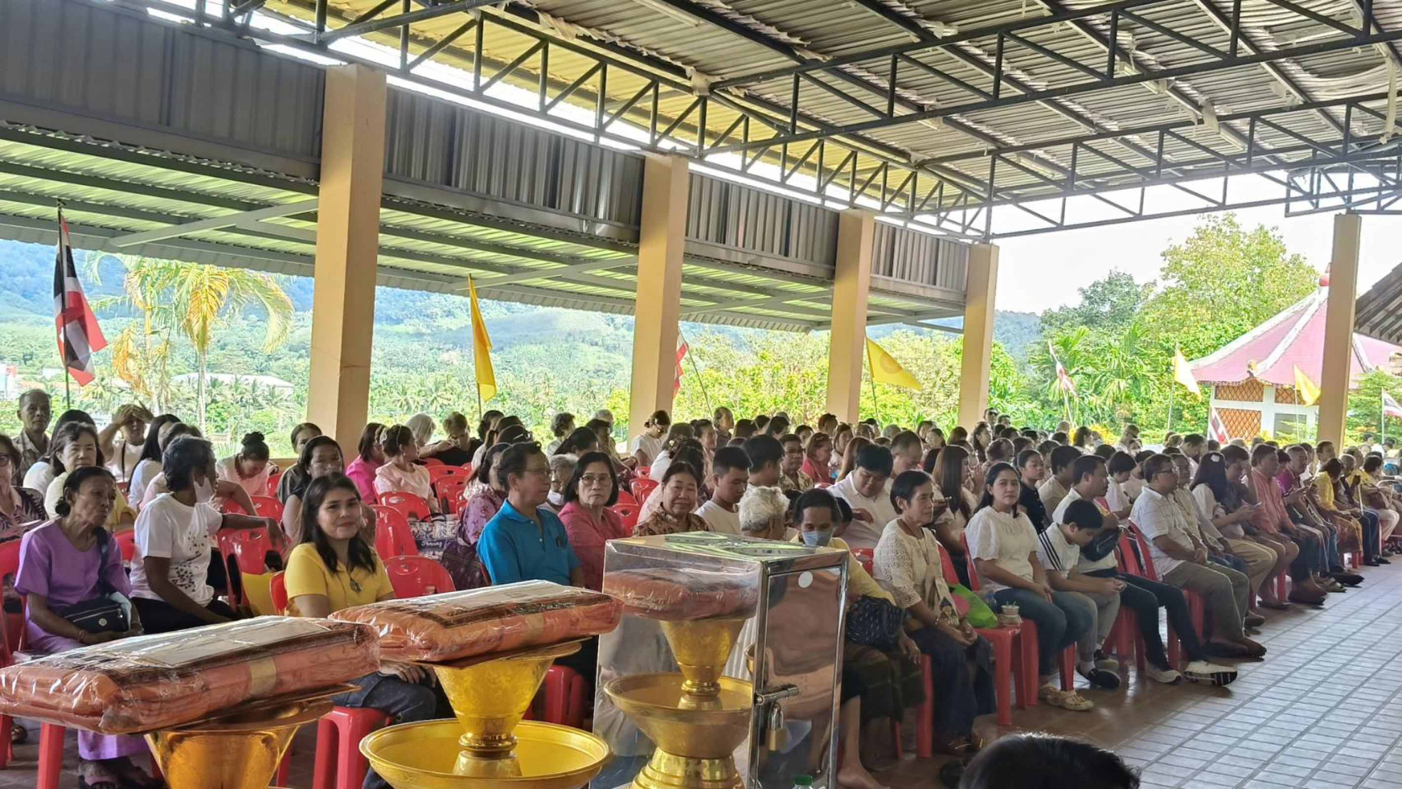 ภาพร่วมพิธีกรรมวัดวารีบรรพต