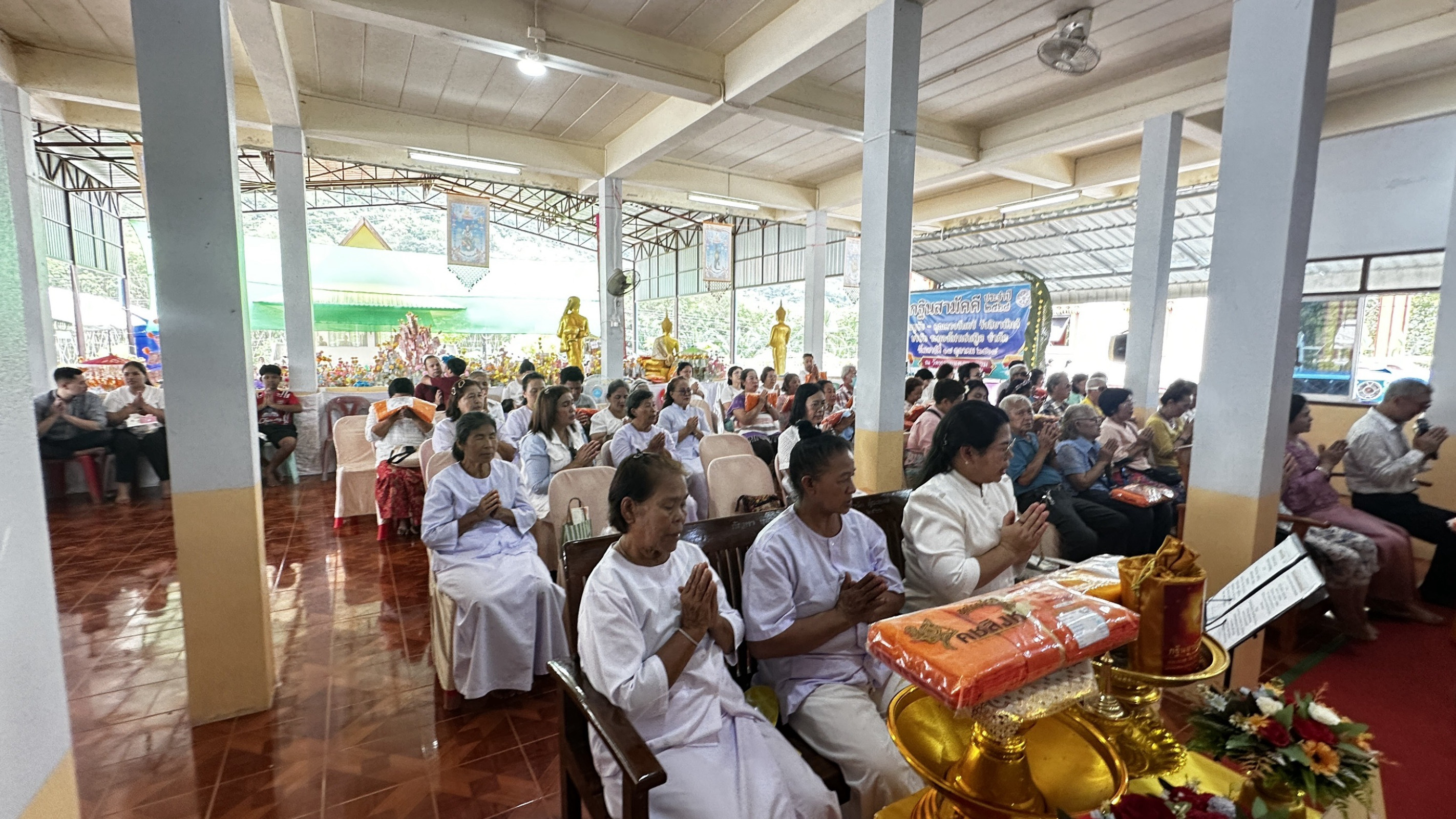 ภาพร่วมพิธีกรรมวัดทรายแดงวนาราม