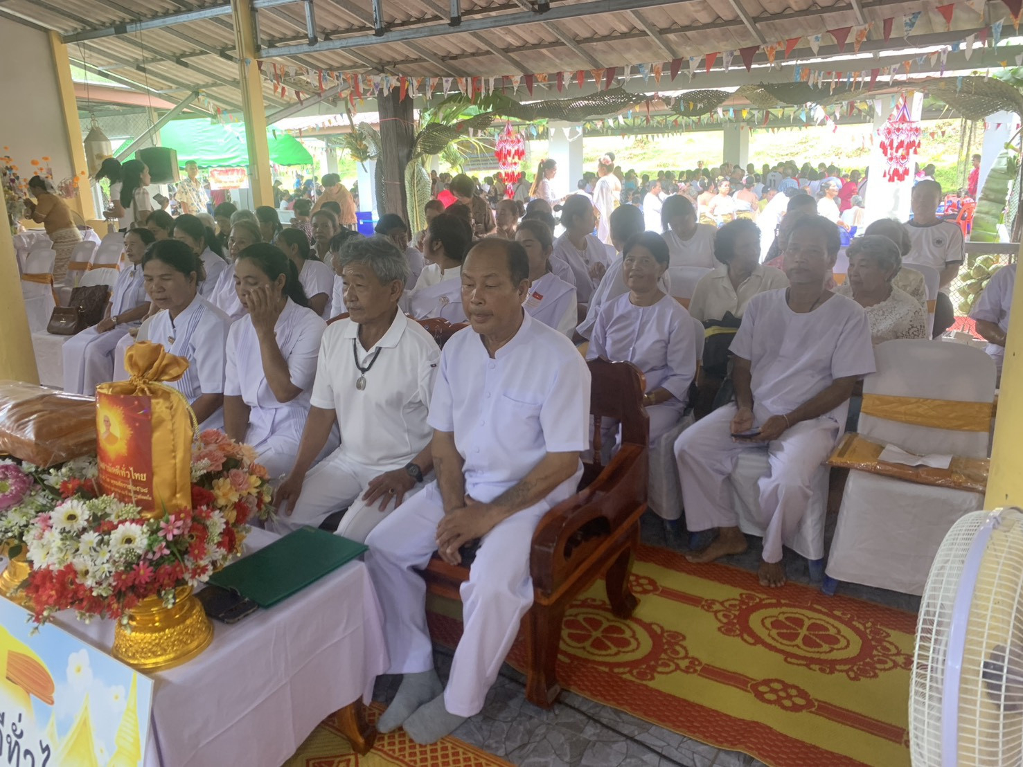 ภาพร่วมพิธีกรรมสำนักสงฆ์บ้านชาคลี
