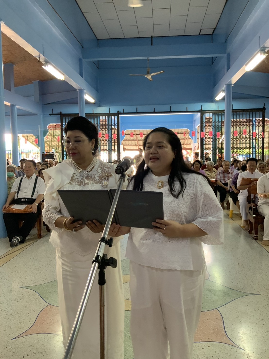 ภาพกล่าวคำถวายกฐินวัดหาดส้มแป้น