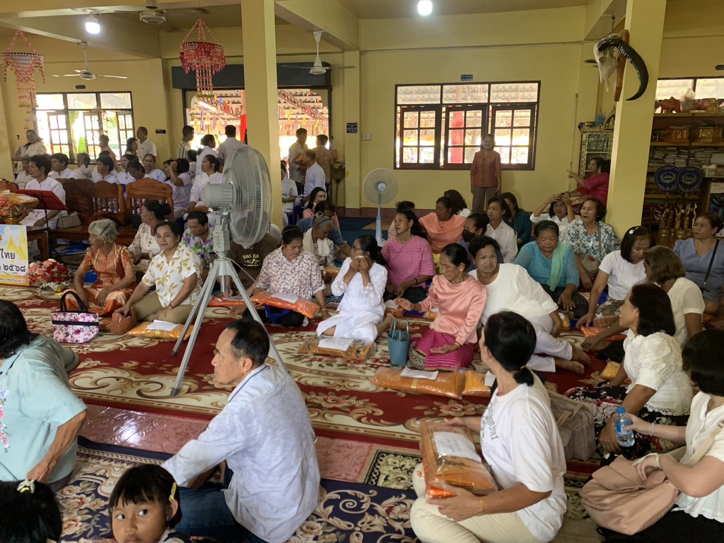 ภาพร่วมพิธีกรรมวัดปทุมธาราราม