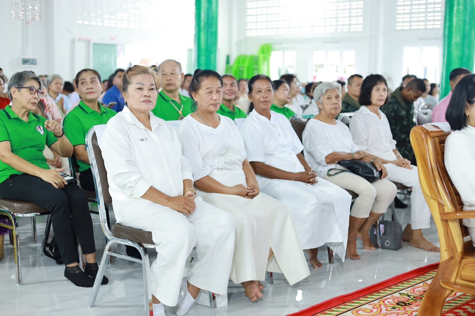 ภาพร่วมพิธีกรรมวัดนกงาง