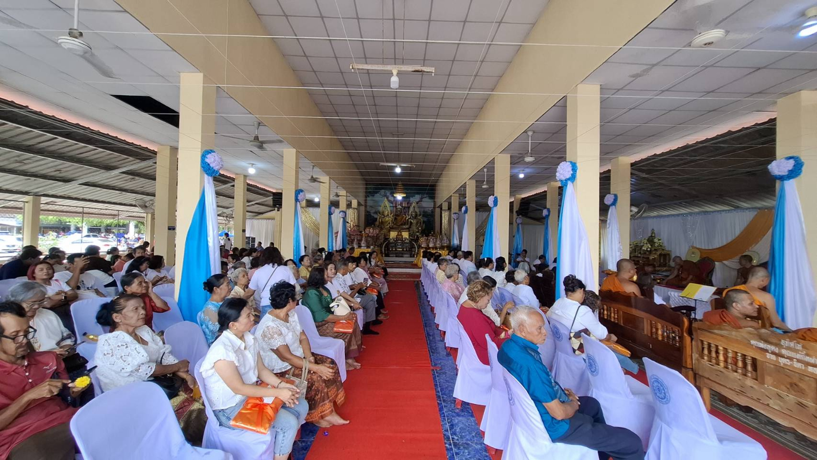 ภาพร่วมพิธีกรรมสำนักสงฆ์จอมทอง
