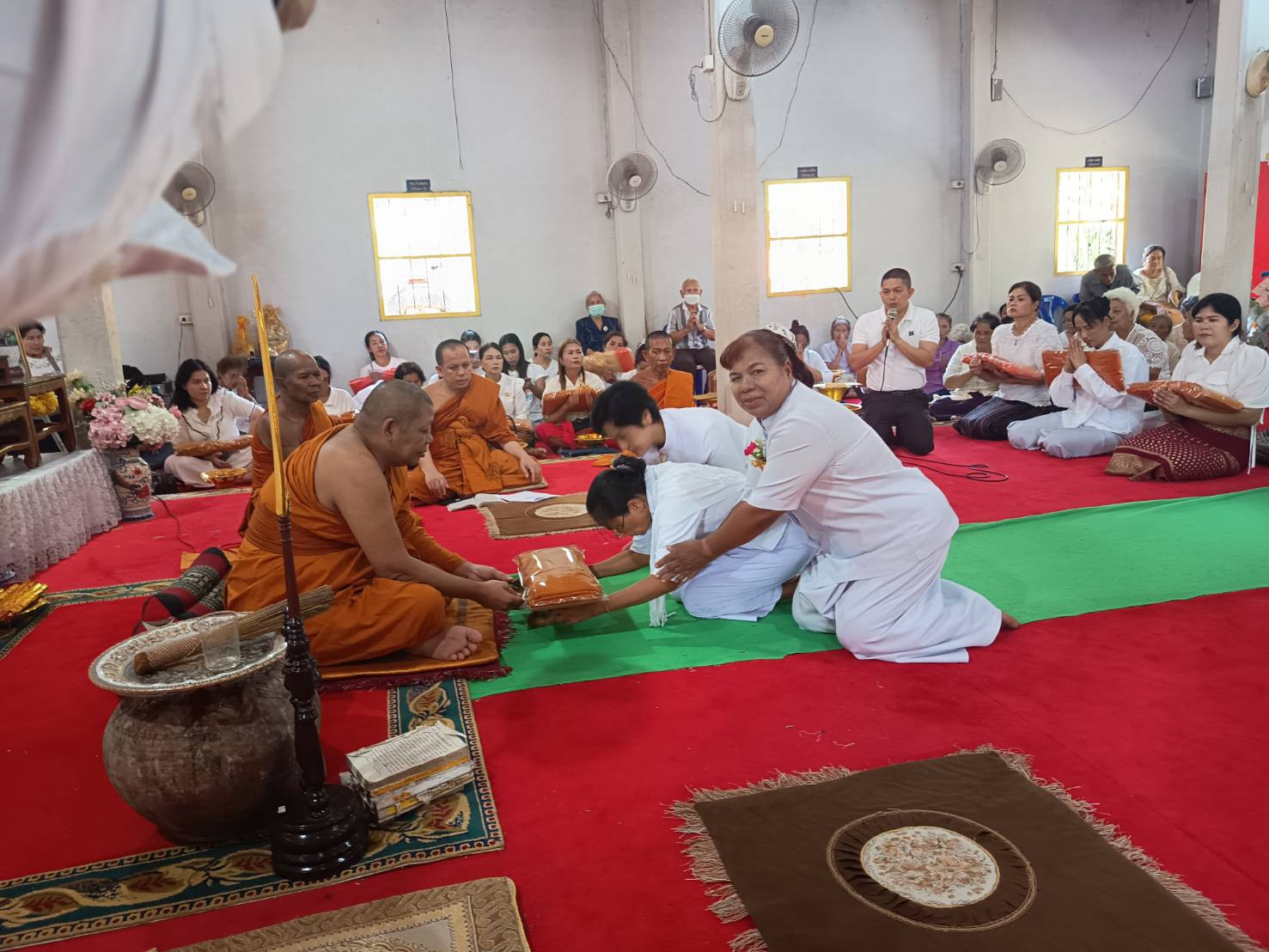 ภาพร่วมพิธีกรรมวัดเกษตราราม