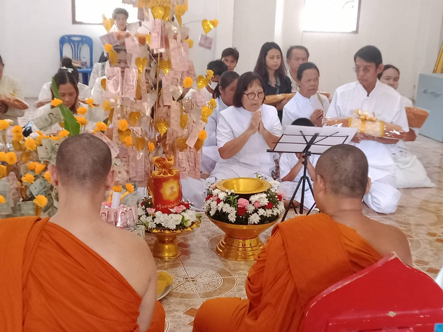 ภาพร่วมพิธีกรรมวัดเขาพัง