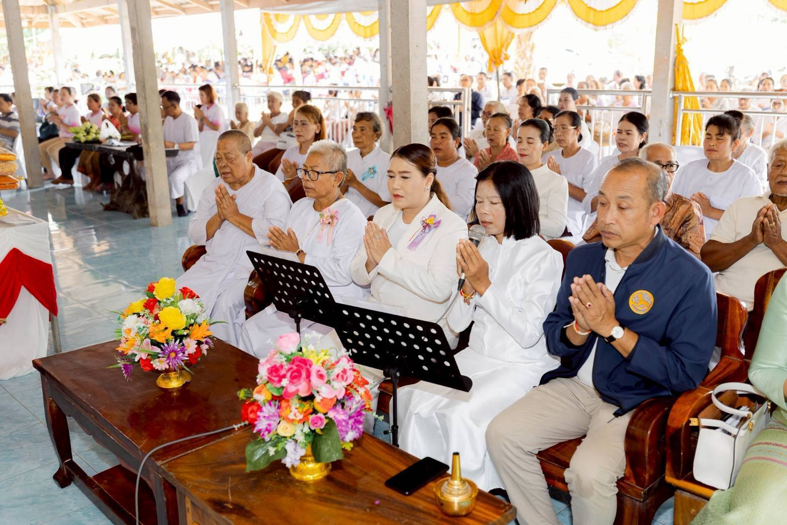 ภาพร่วมพิธีกรรมวัดนาลุ่มแร่