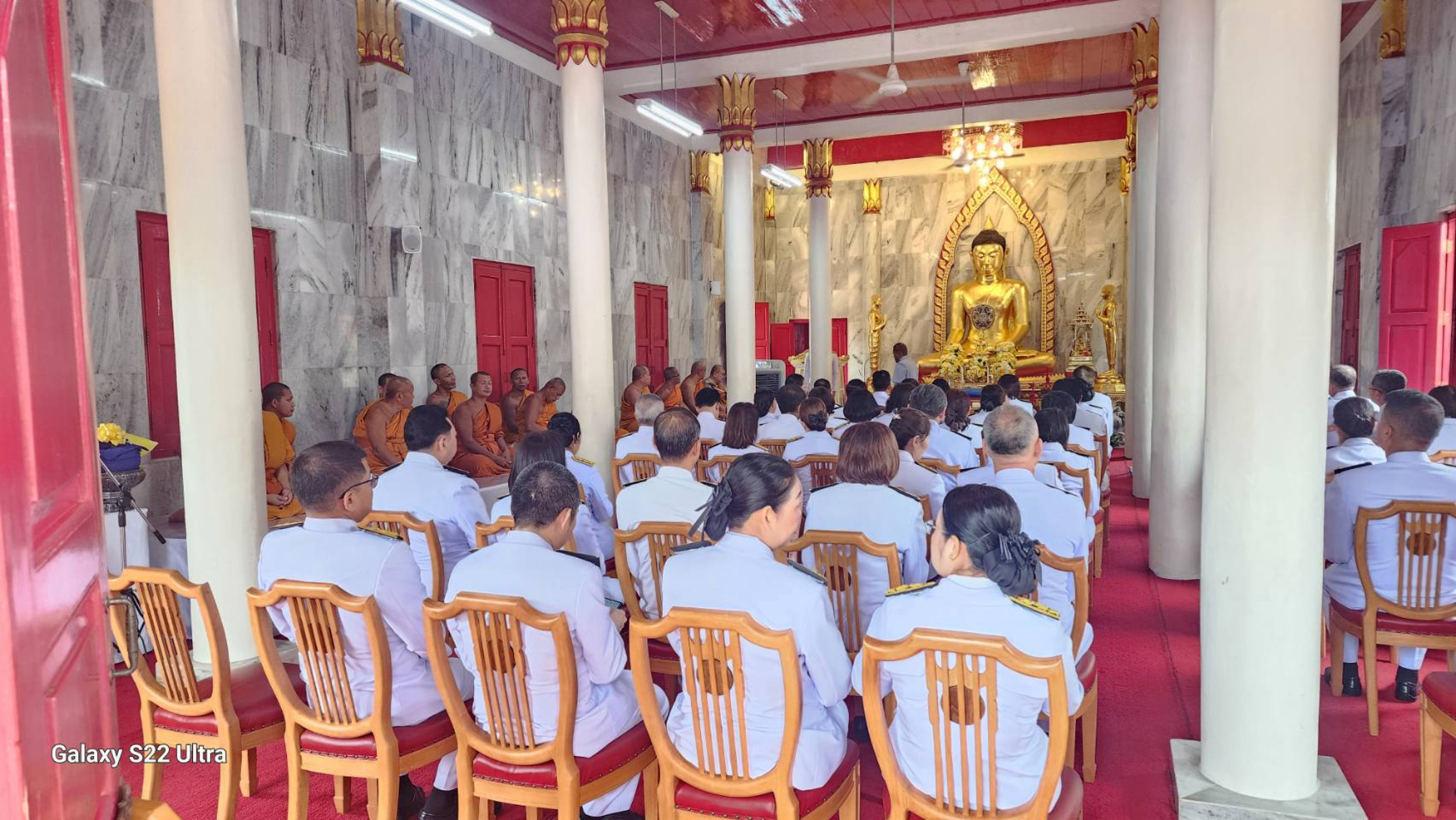 ภาพร่วมพิธีกรรมวัดพระบรมธาตุไชยาราชวรวิหาร
