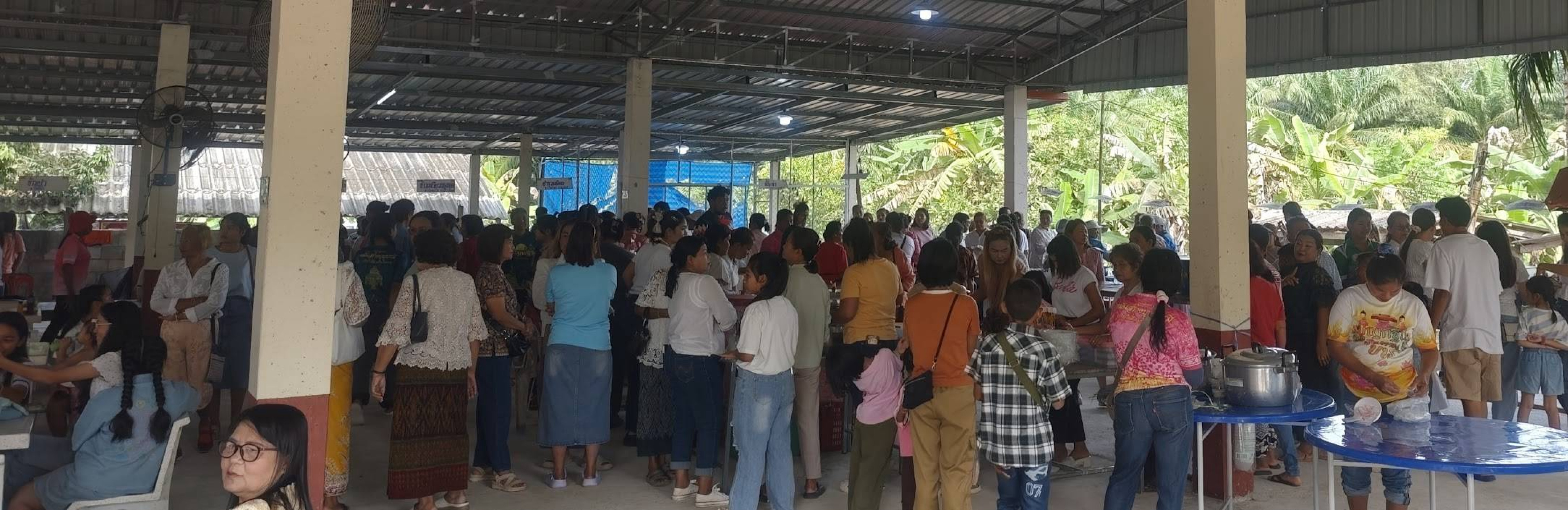 ภาพร่วมพิธีกรรมวัดต้นยวน