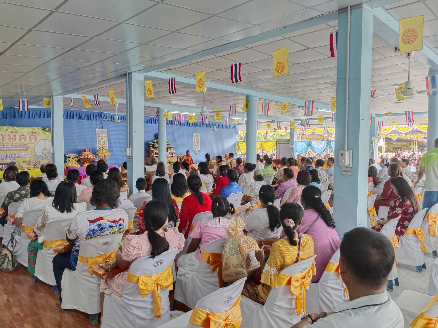 ภาพร่วมพิธีกรรมวัดสิเกา