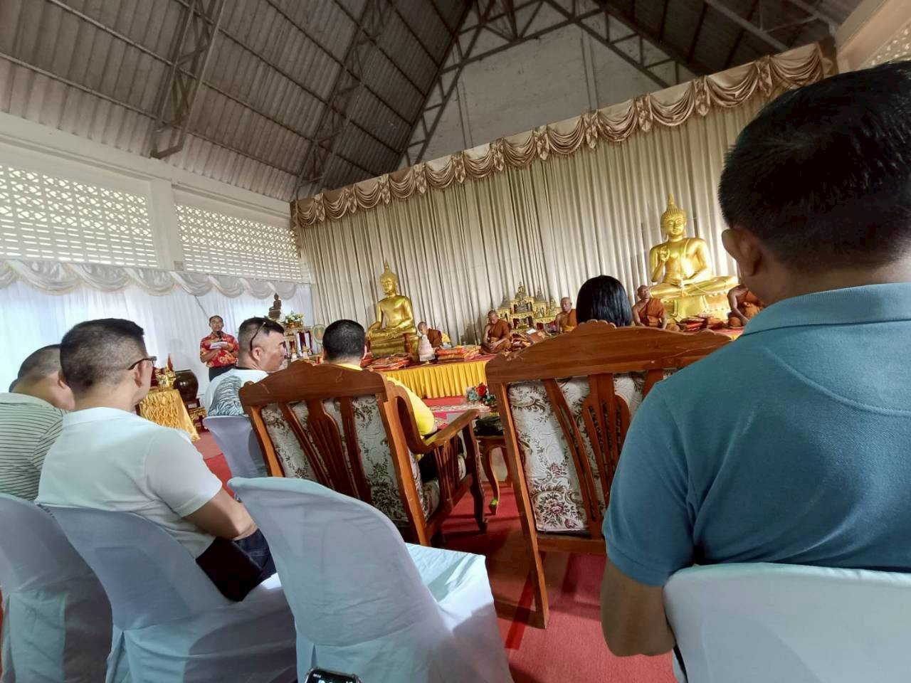ภาพร่วมพิธีกรรมวัดต้นปีก