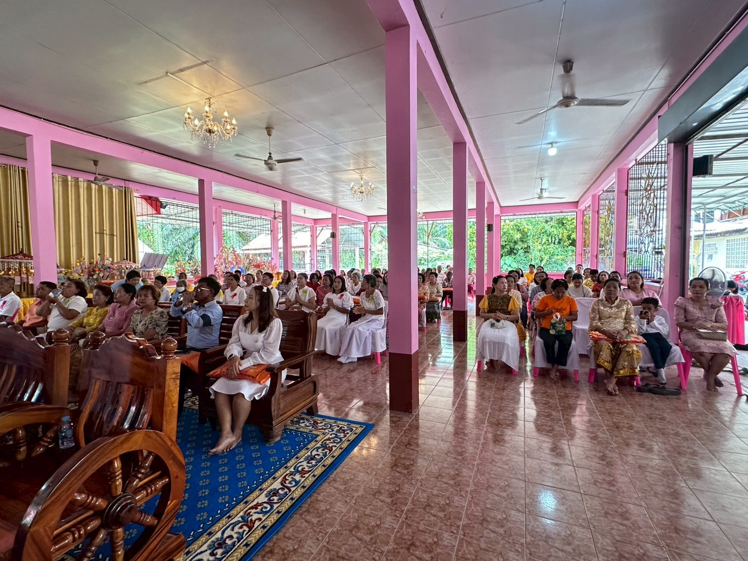 ภาพร่วมพิธีกรรมวัดไตรสามัคคี