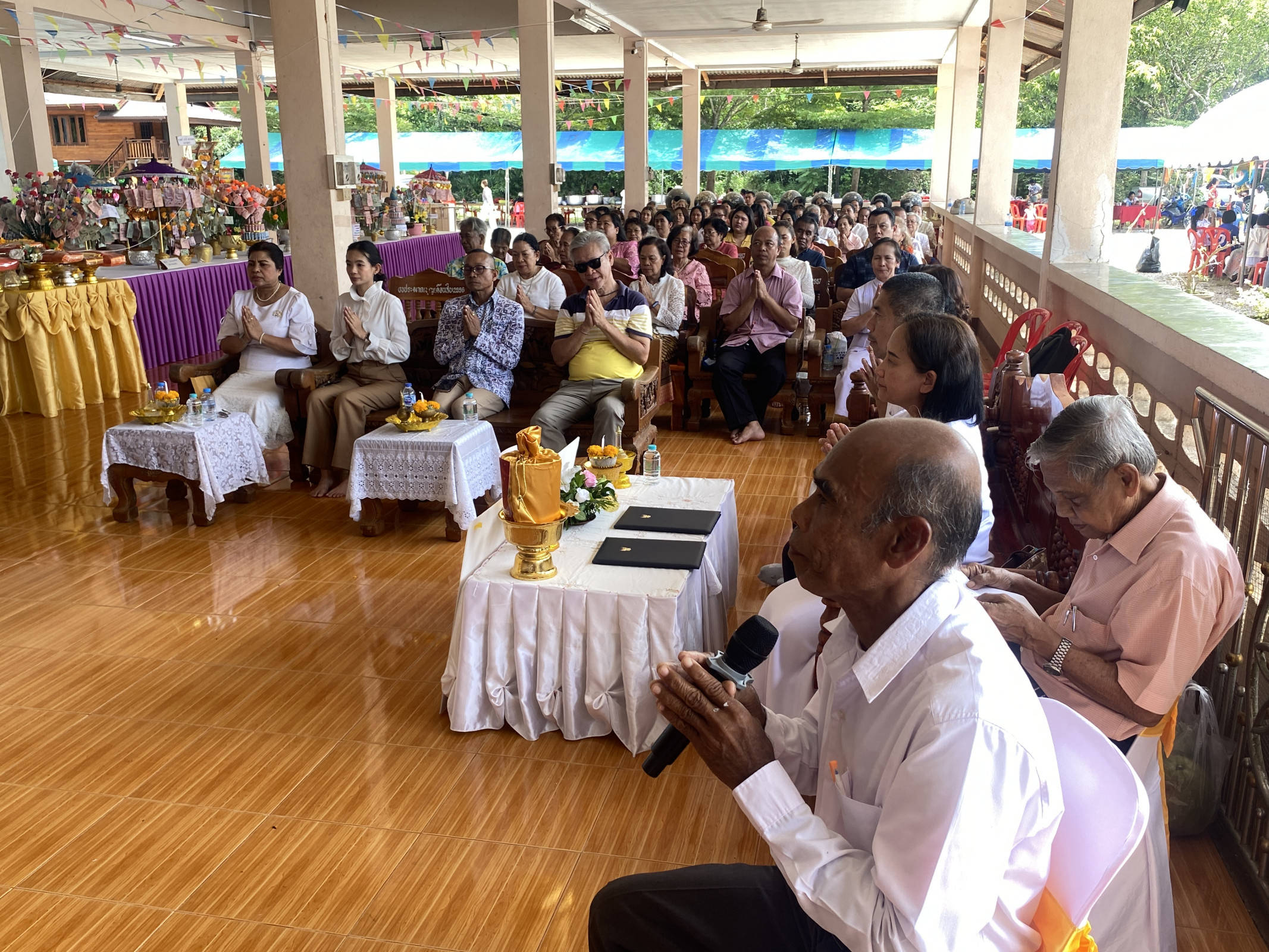 ภาพกล่าวคำถวายกฐินวัดชัยภูมิสถิตย์