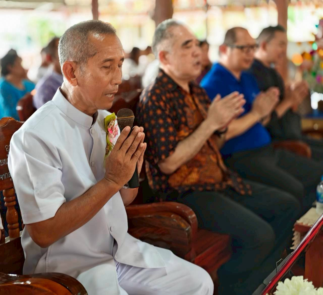 ภาพกล่าวคำถวายกฐินวัดพยอมงาม