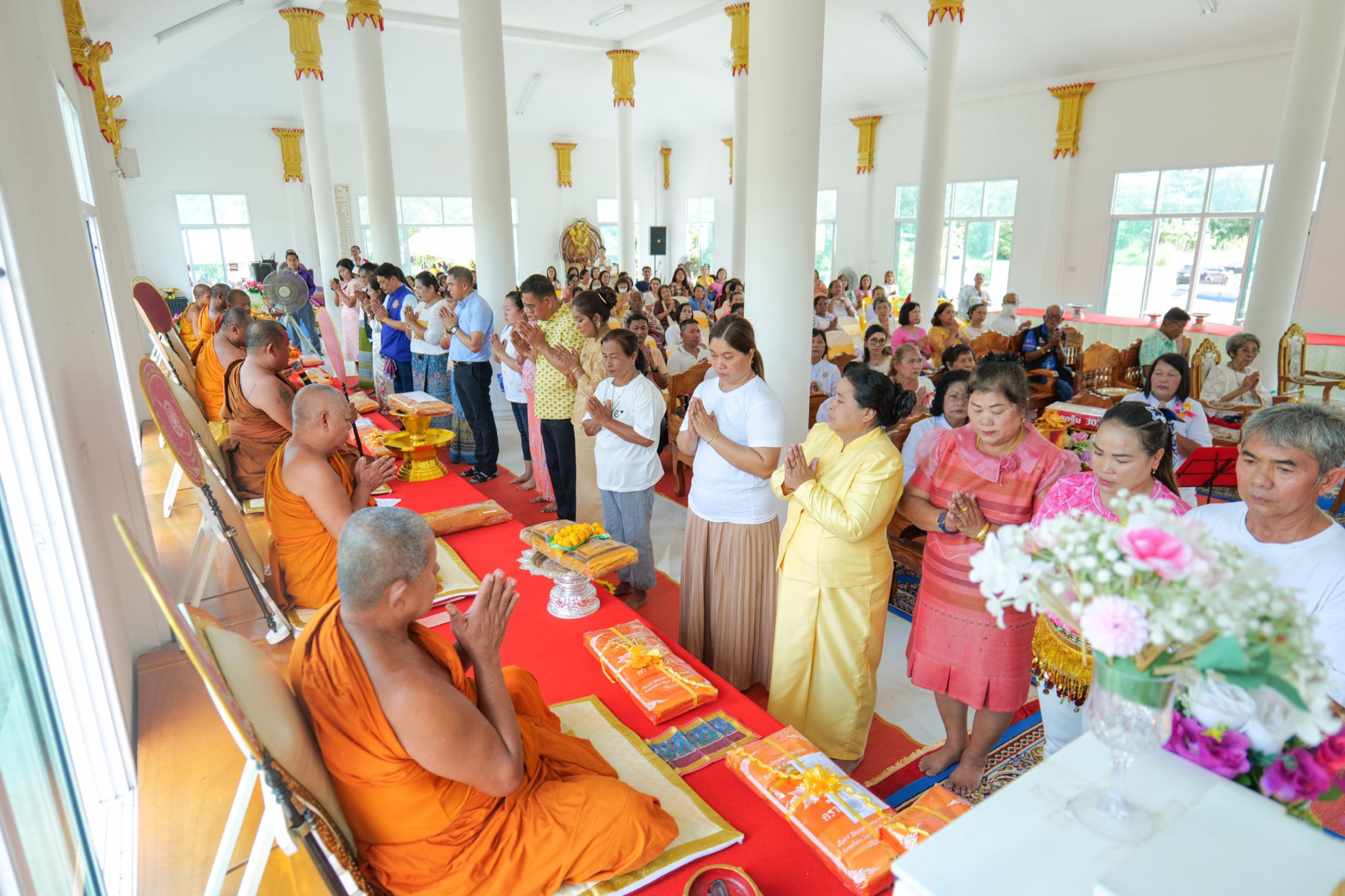 ภาพร่วมพิธีกรรมวัดนาโตงไชยาราม
