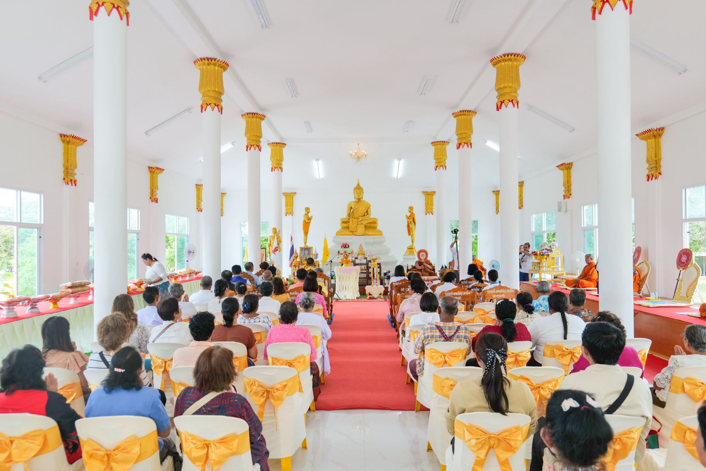 ภาพร่วมพิธีกรรมวัดนาโตงไชยาราม