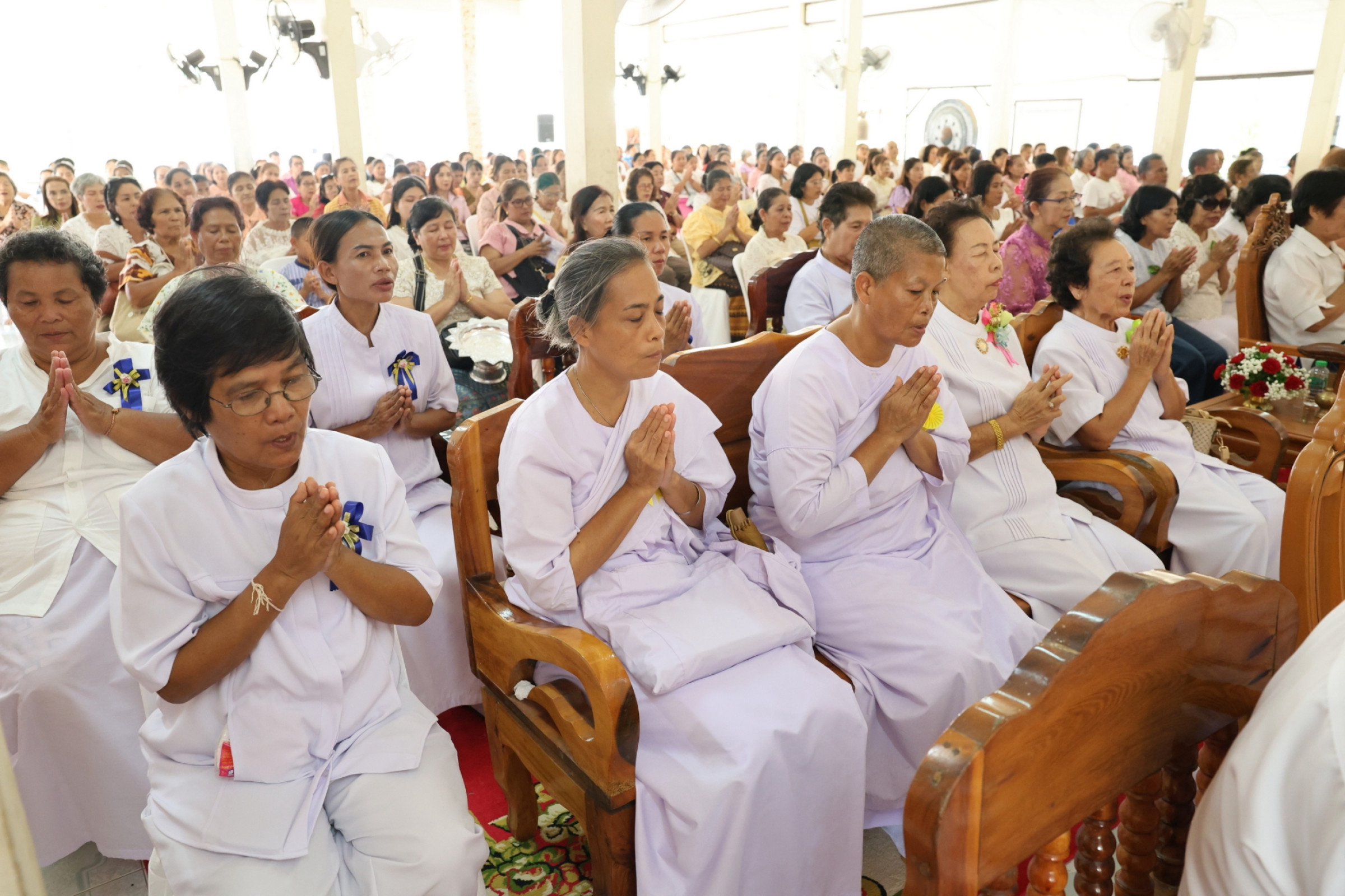 ภาพร่วมพิธีกรรมวัดกมลศรี