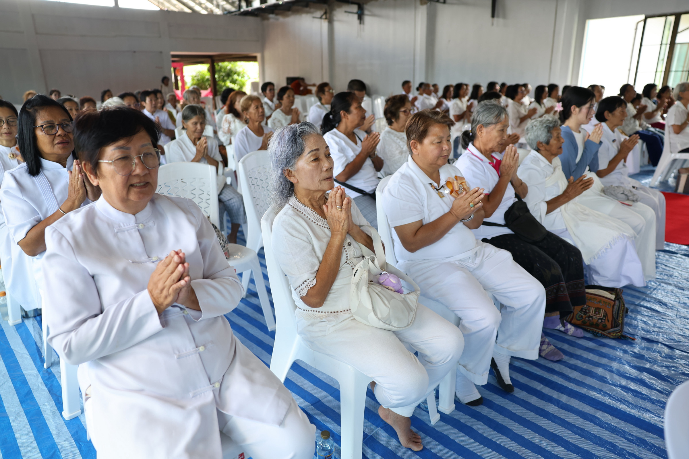 ภาพร่วมพิธีกรรมศูนย์อบรมเยาวชนเมืองนราธิวาส