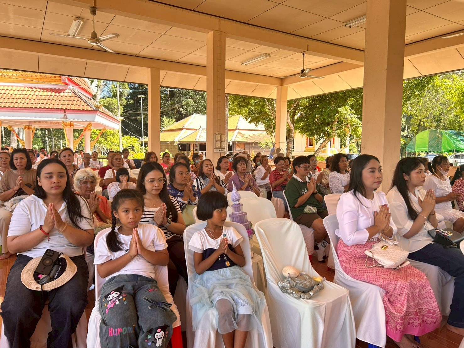 ภาพร่วมพิธีกรรมวัดโคกมะเฟือง