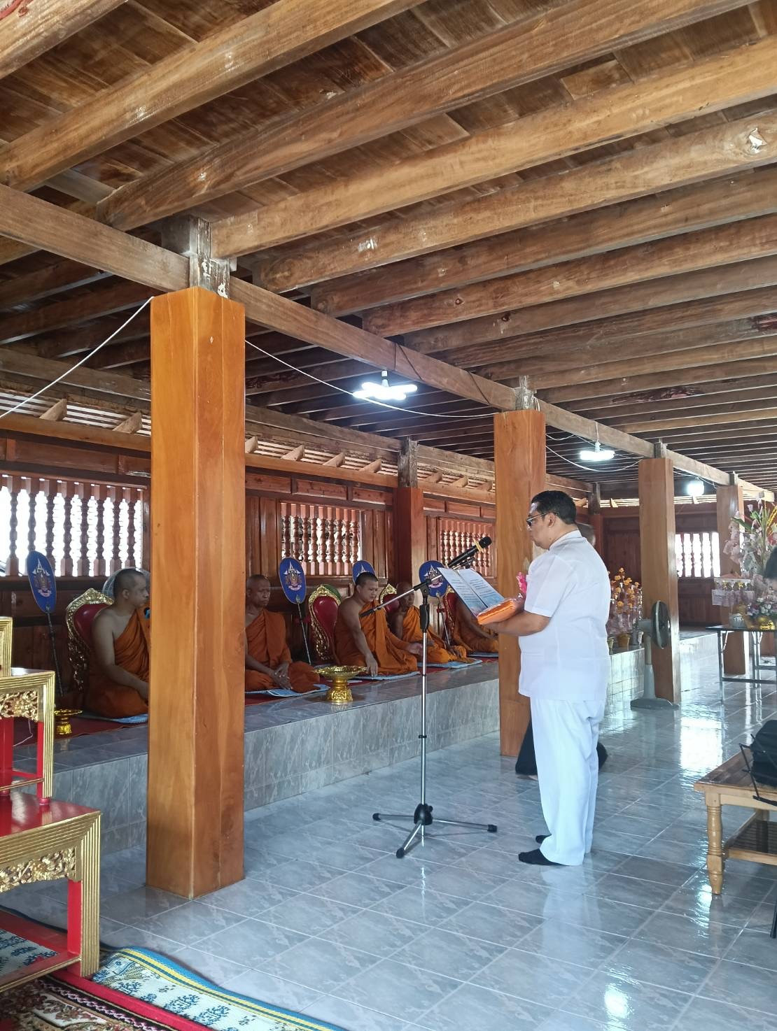 ภาพกล่าวคำถวายกฐินวัดสารวัน