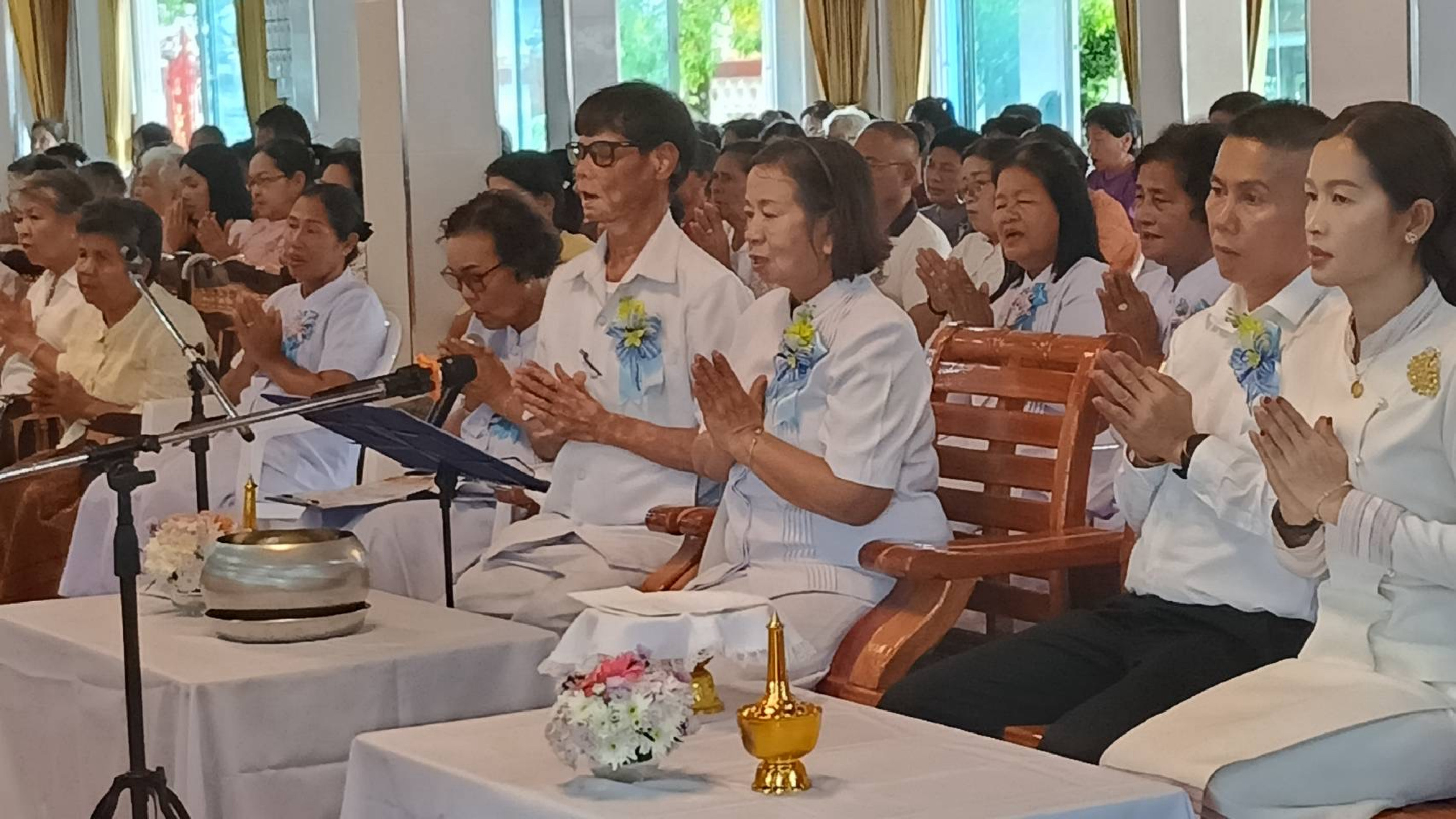 ภาพร่วมพิธีกรรมวัดบุพพนิมิต