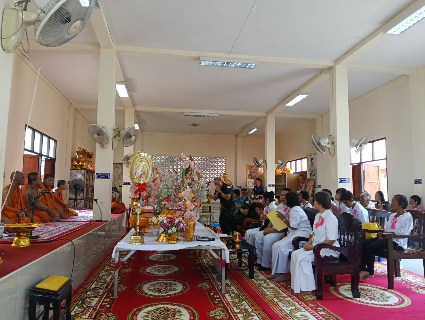 ภาพร่วมพิธีกรรมวัดมหิงษ์สุวรรณนิมิต