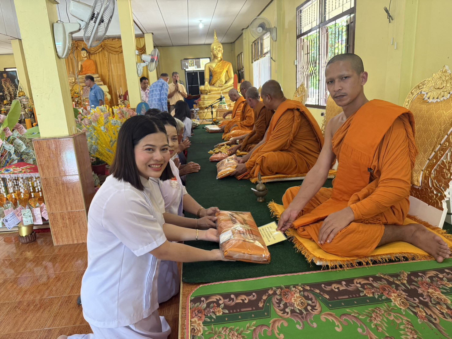 ภาพร่วมพิธีกรรมวัดอุทัยธรรมาราม