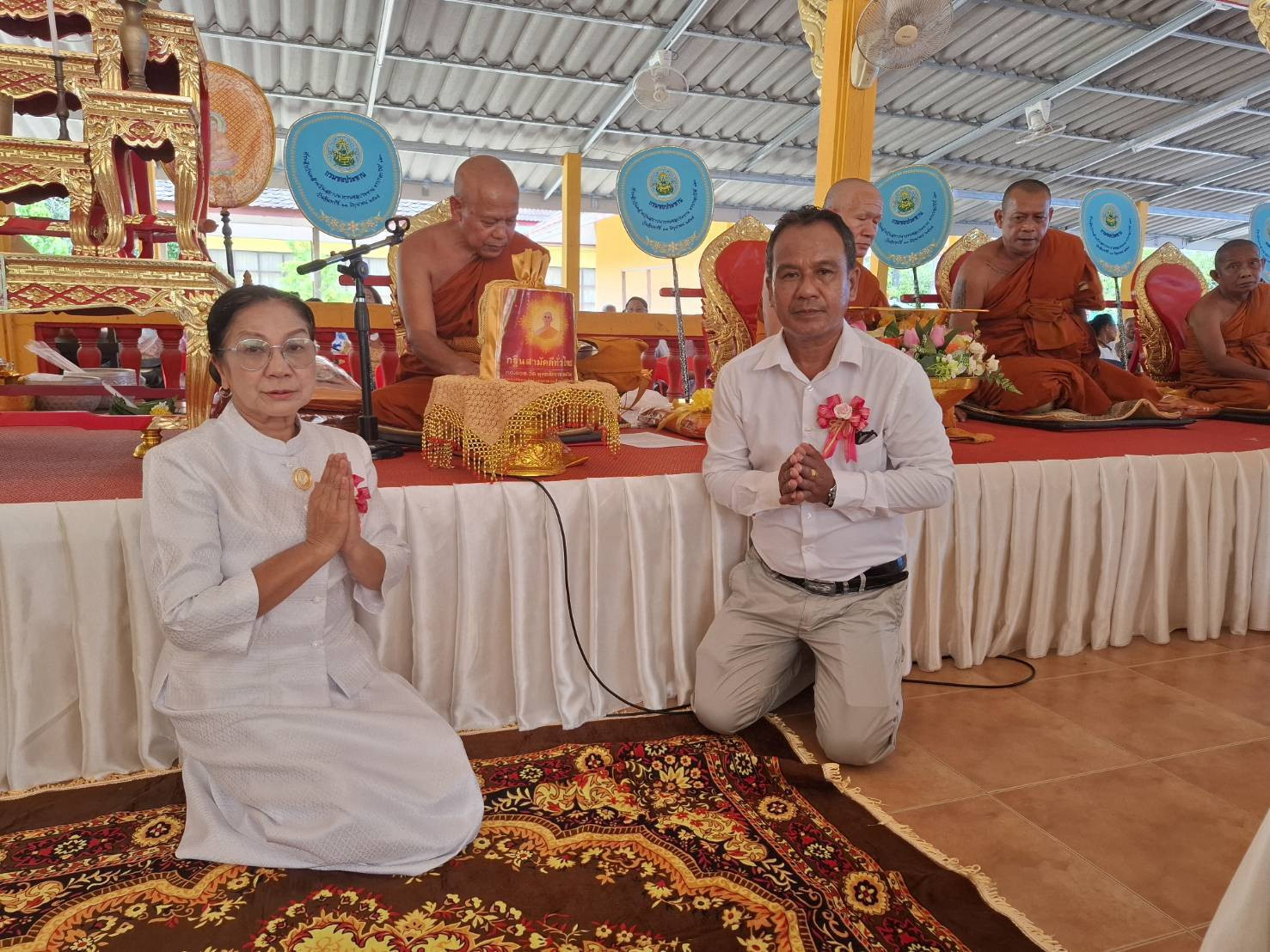 ภาพร่วมพิธีกรรมวัดนาโอ่