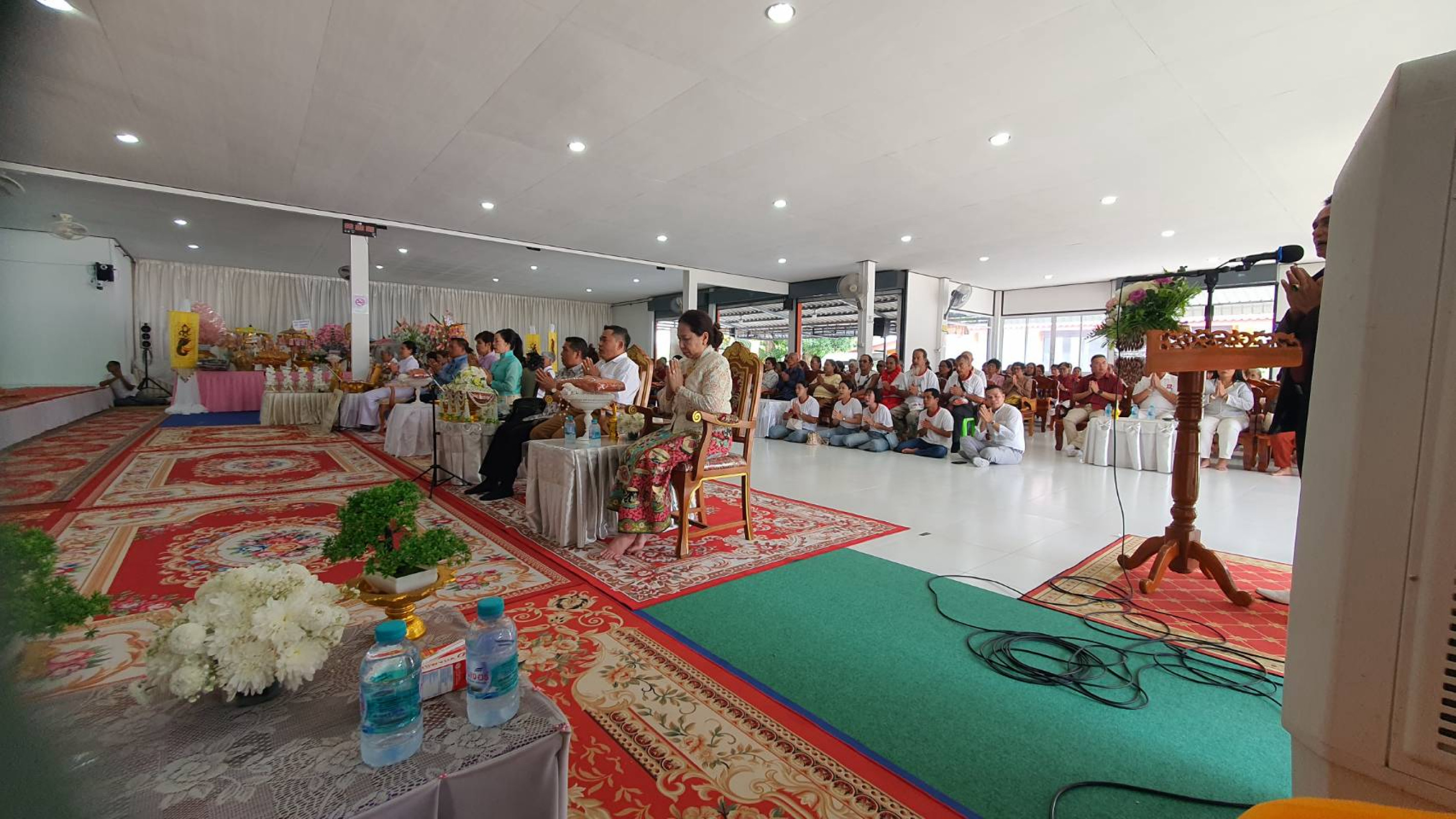 ภาพร่วมพิธีกรรมวัดห้วยแตน