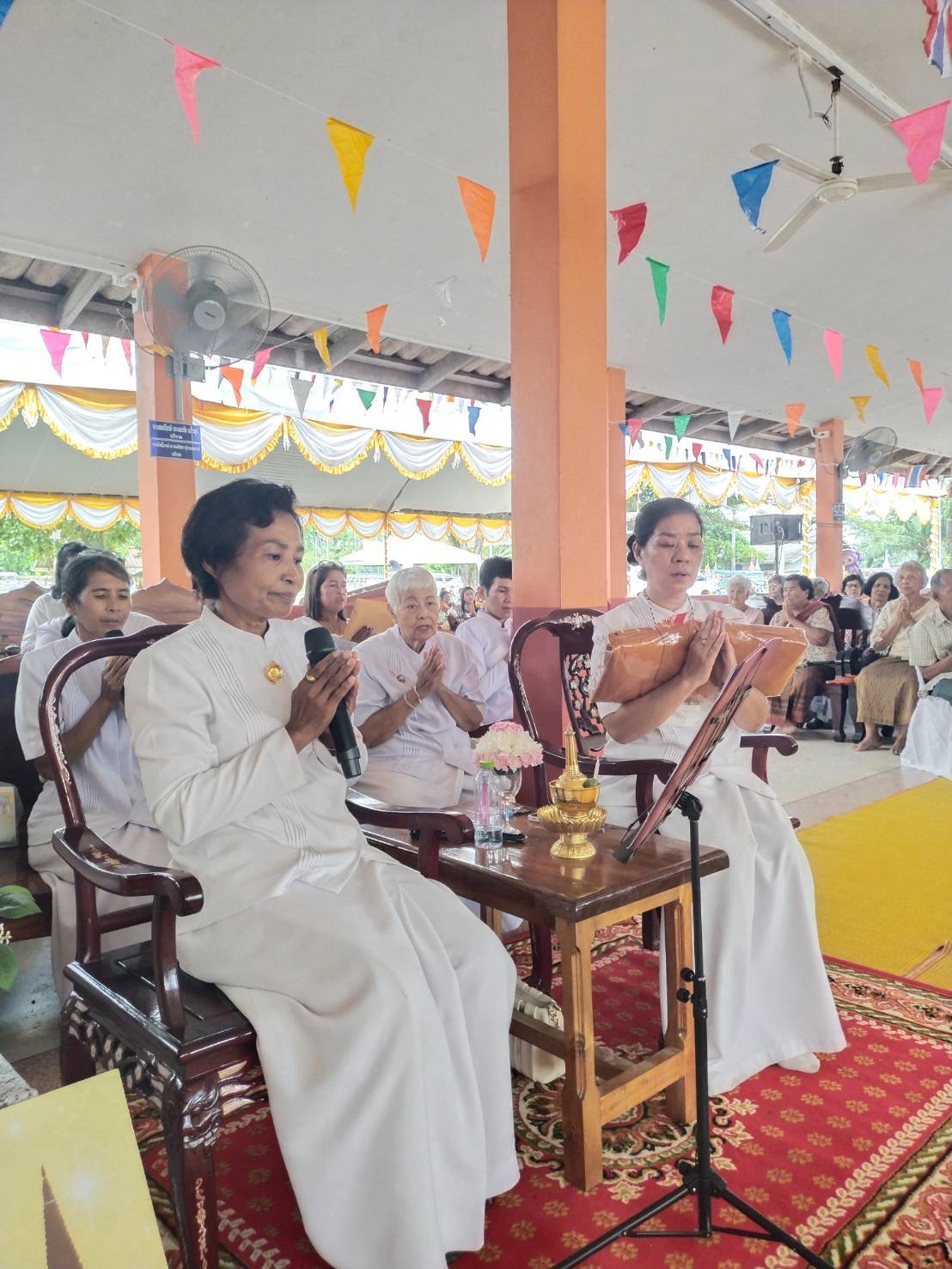 ภาพกล่าวคำถวายกฐินวัดทุ่งคลองควายเฉลิมพระเกียรติ