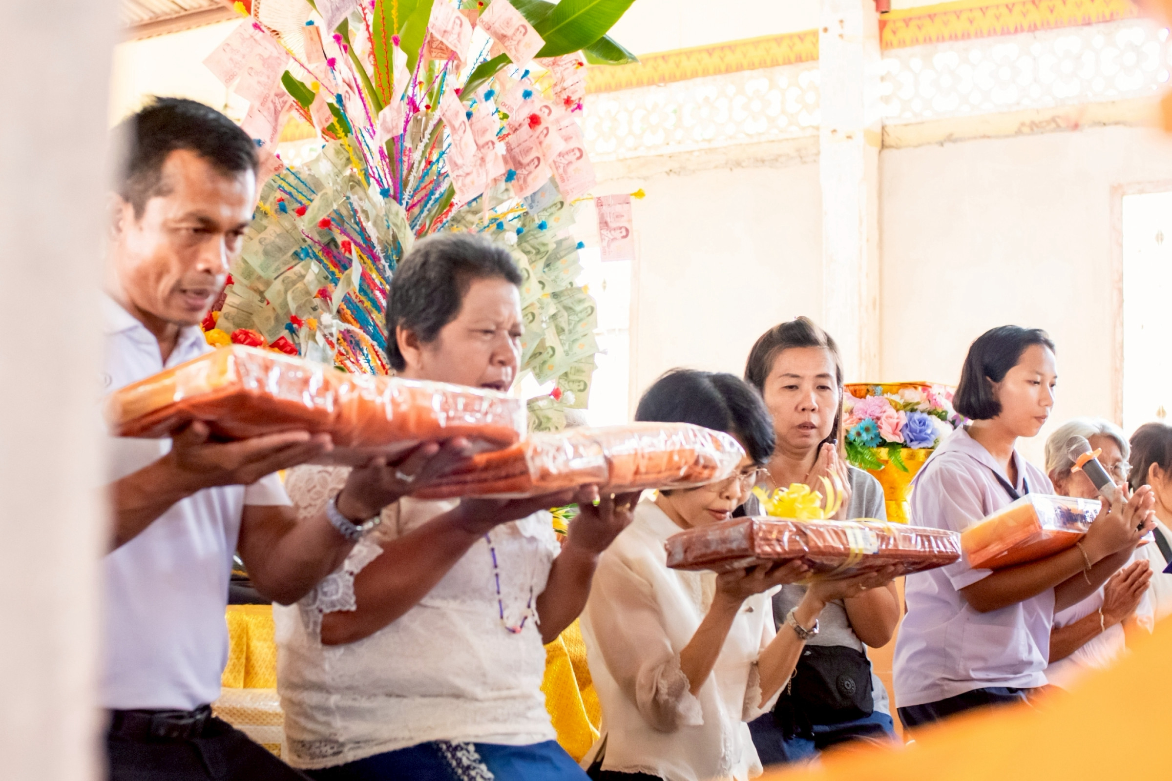 ภาพร่วมพิธีกรรมวัดแตระ