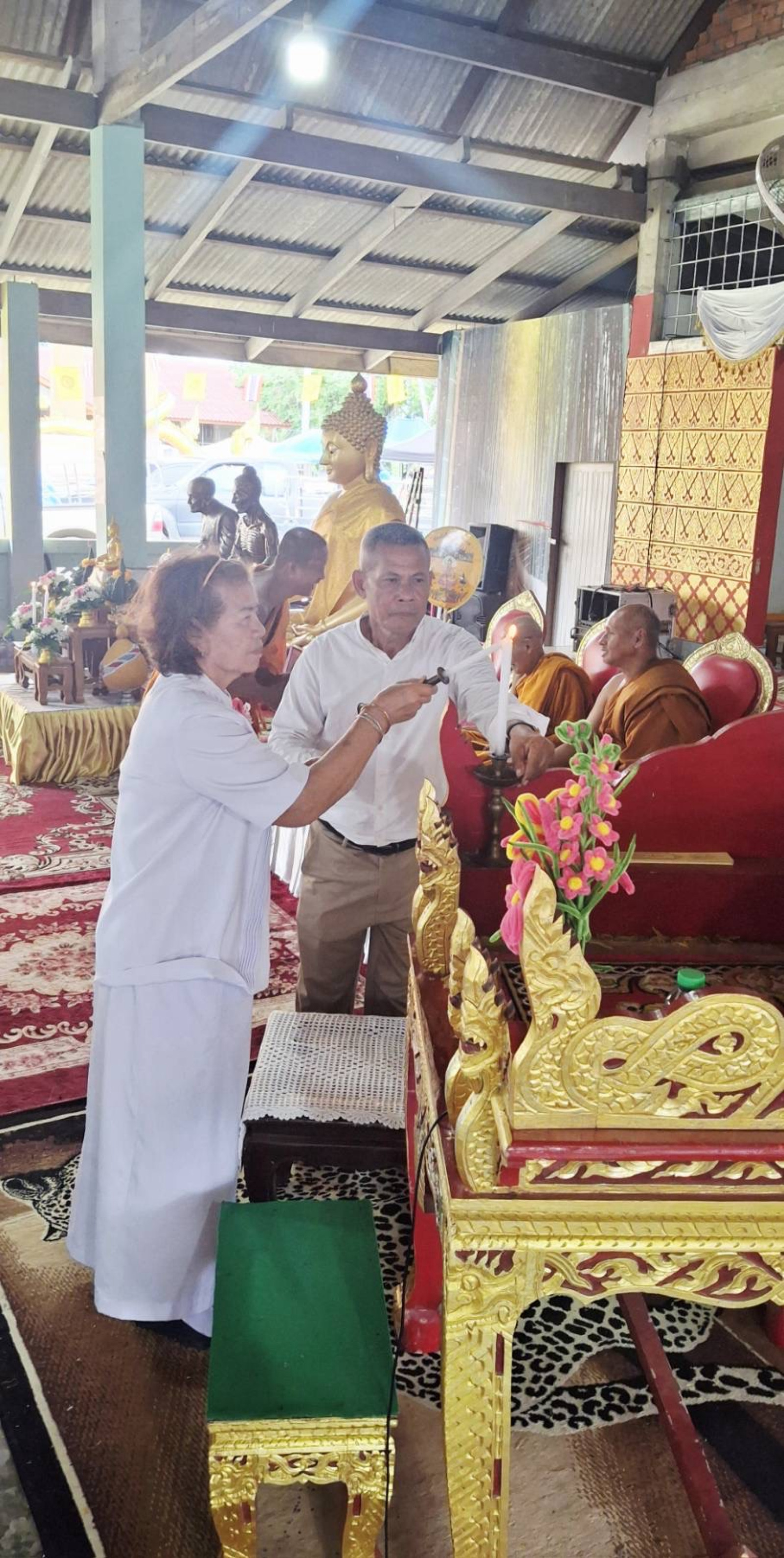 ภาพร่วมพิธีกรรมวัดป่าบาก