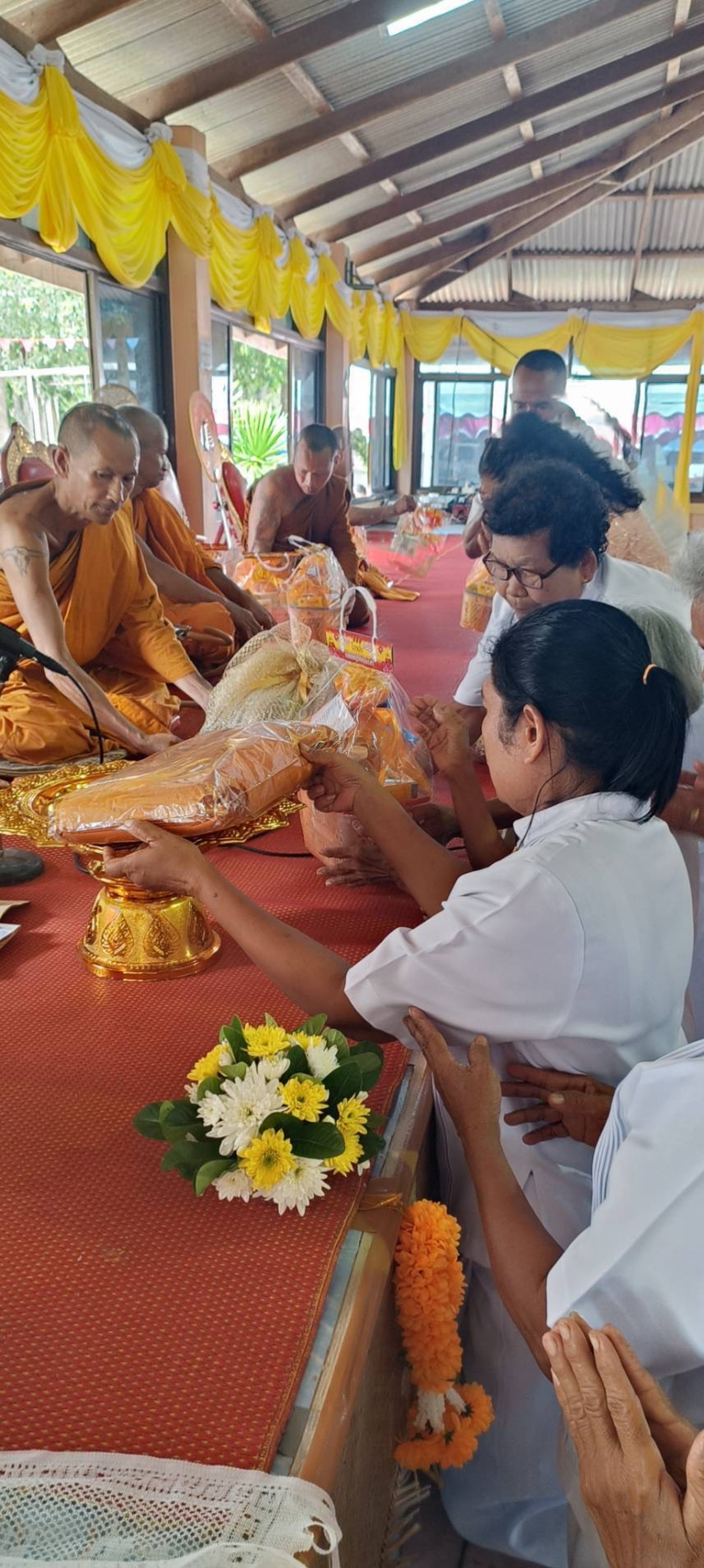 ภาพร่วมพิธีกรรมวัดโคกศักดิ์