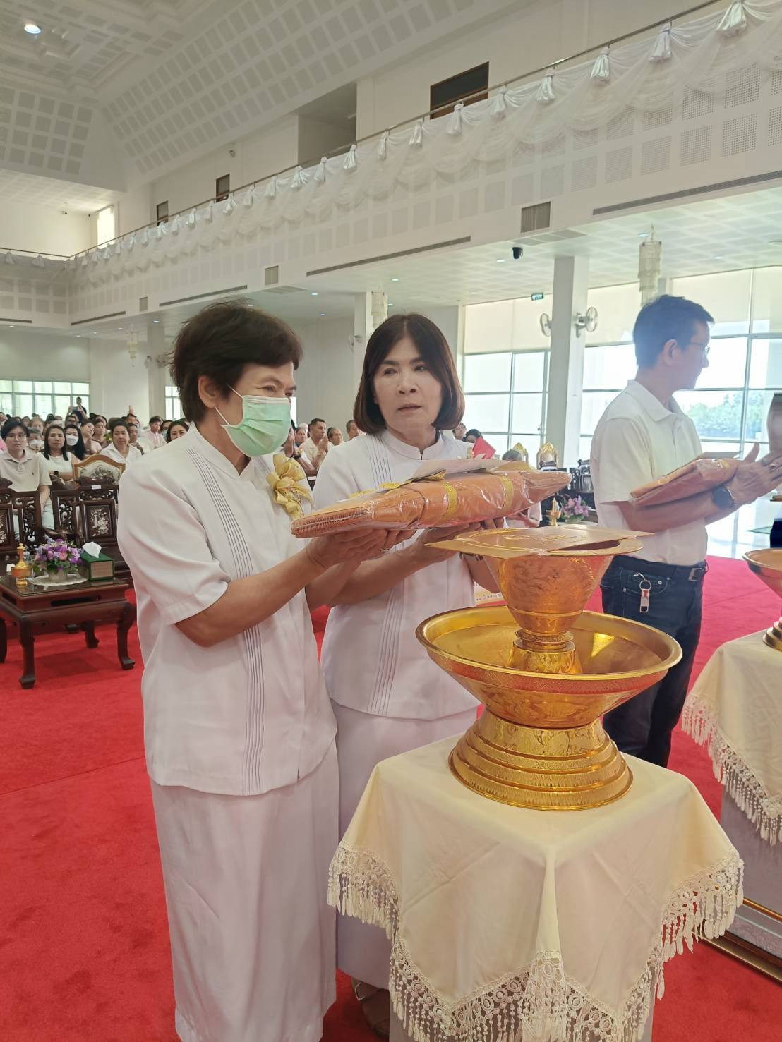 ภาพร่วมพิธีกรรมวัดผาณิตาราม